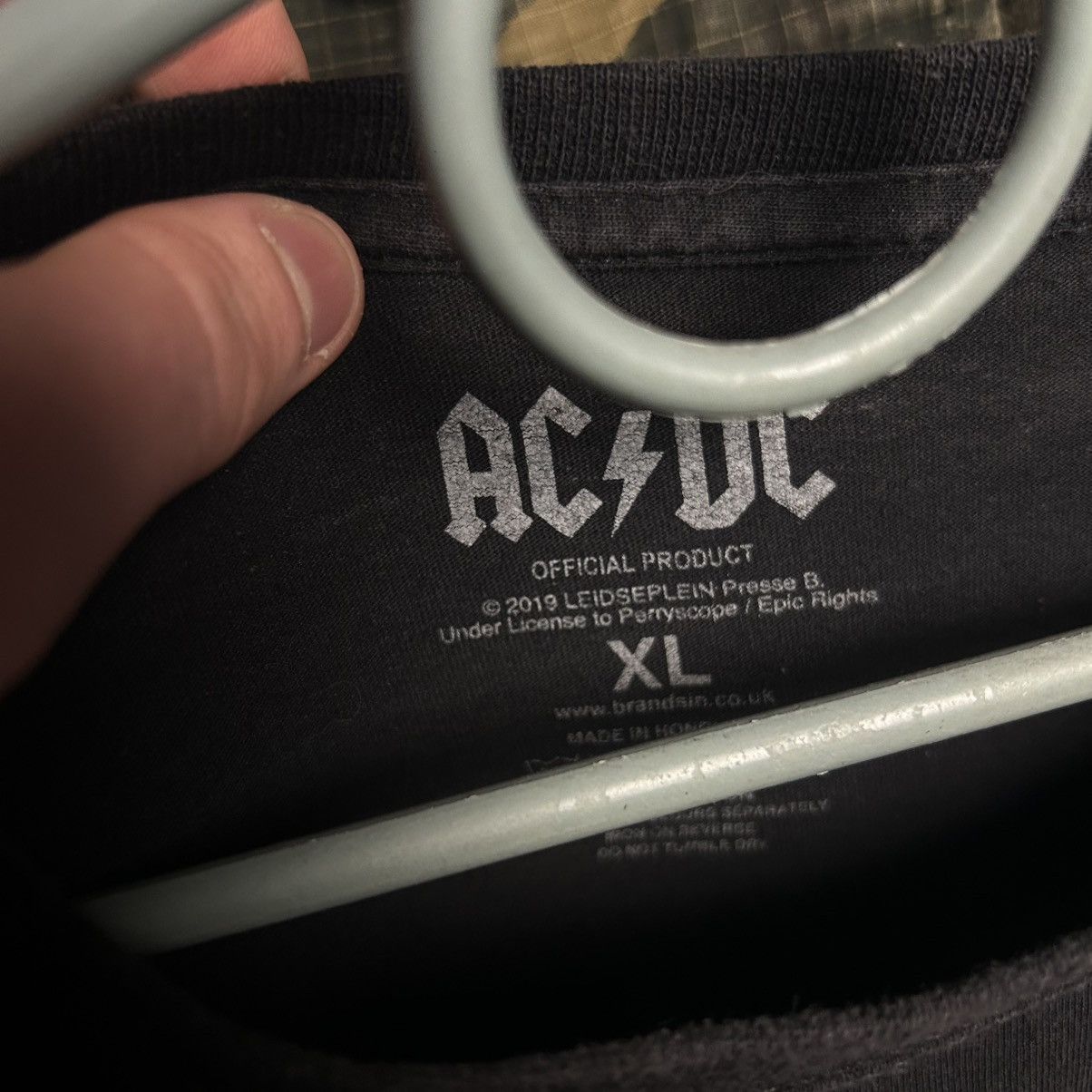 Band Tees Vintage AC DC Back To Black rock band streetwear tee size XL Size US XL / EU 56 / 4 - 3 Thumbnail