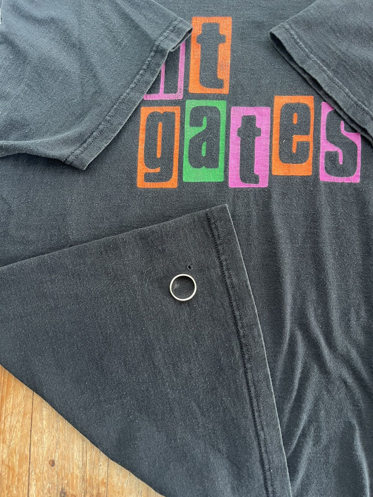 Band Tees × Vintage Vintage ENT GATES / DVD 90’s Tshirt Size US XL / EU 56 / 4 - 7 Thumbnail