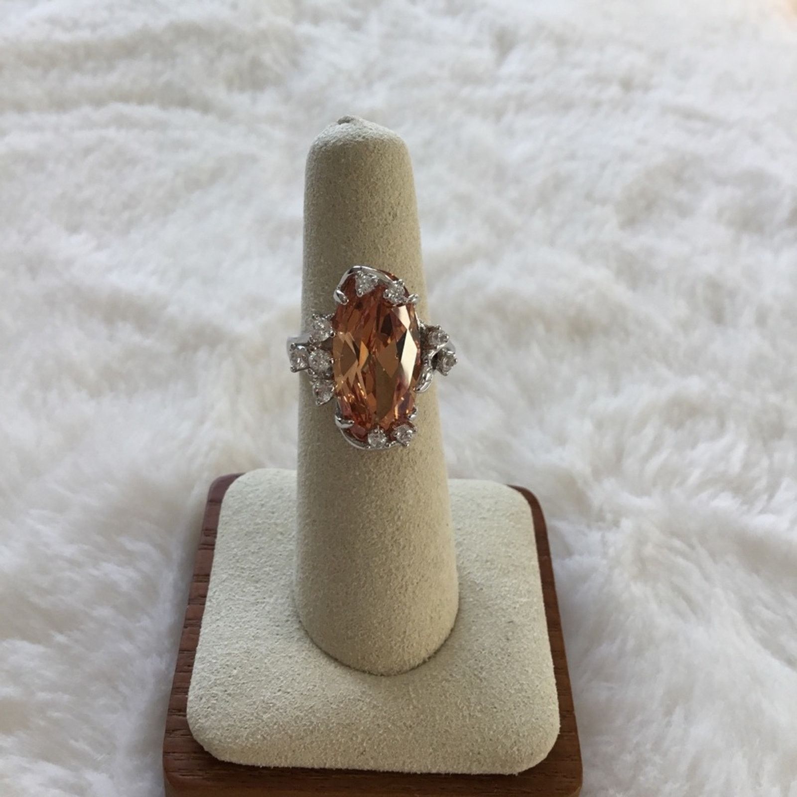 Other Elegant Silver Oval Yellow Crystal Cocktail Ring Size ONE SIZE - 8 Thumbnail