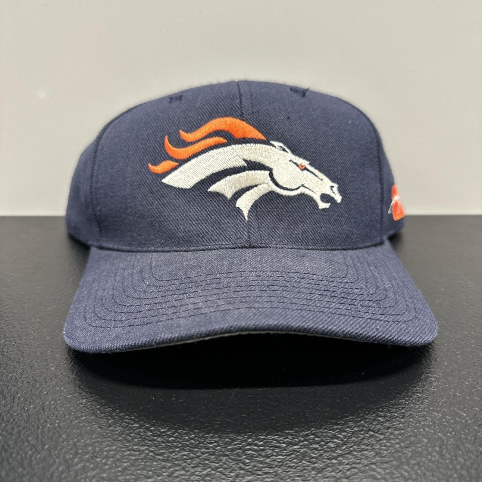 Vintage Sports Specialties Denver Broncos Pro Line Vintage SnapBack Size ONE SIZE - 2 Thumbnail
