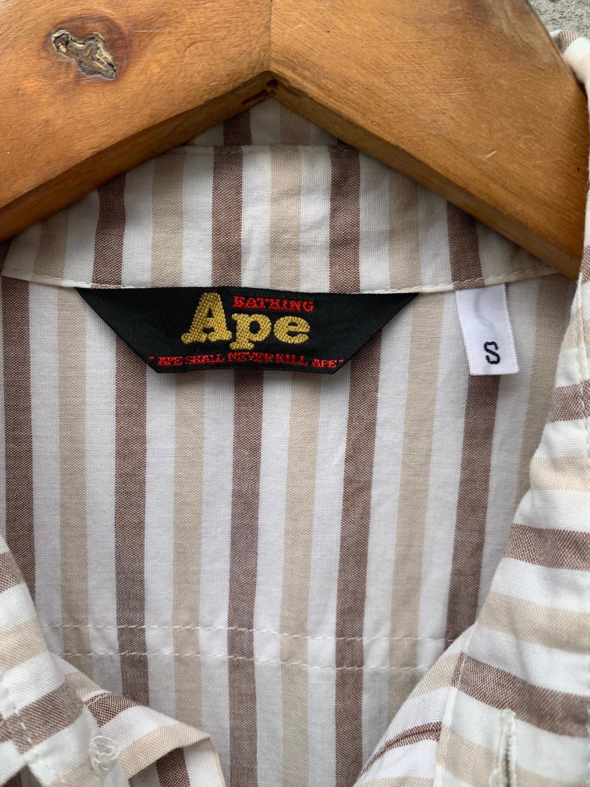 Bape Stripe Button Up S/S Shirt Size US S / EU 44-46 / 1 - 6 Thumbnail