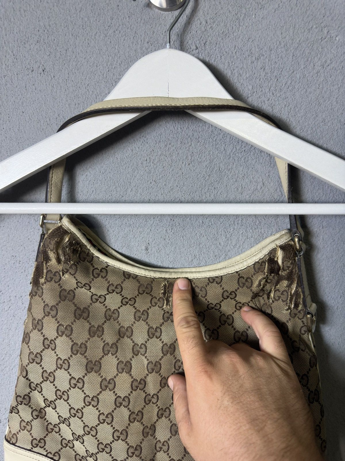 Gucci × Vintage Gucci Britt Shoulder Bag Distressed Size ONE SIZE - 7 Thumbnail