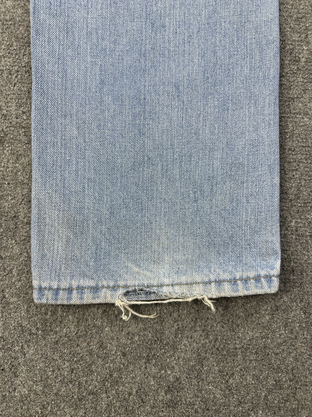 Levi's Vintage Levis 501 Faded Blue Jeans 33x33 S0047 Size US 33 - 13 Thumbnail