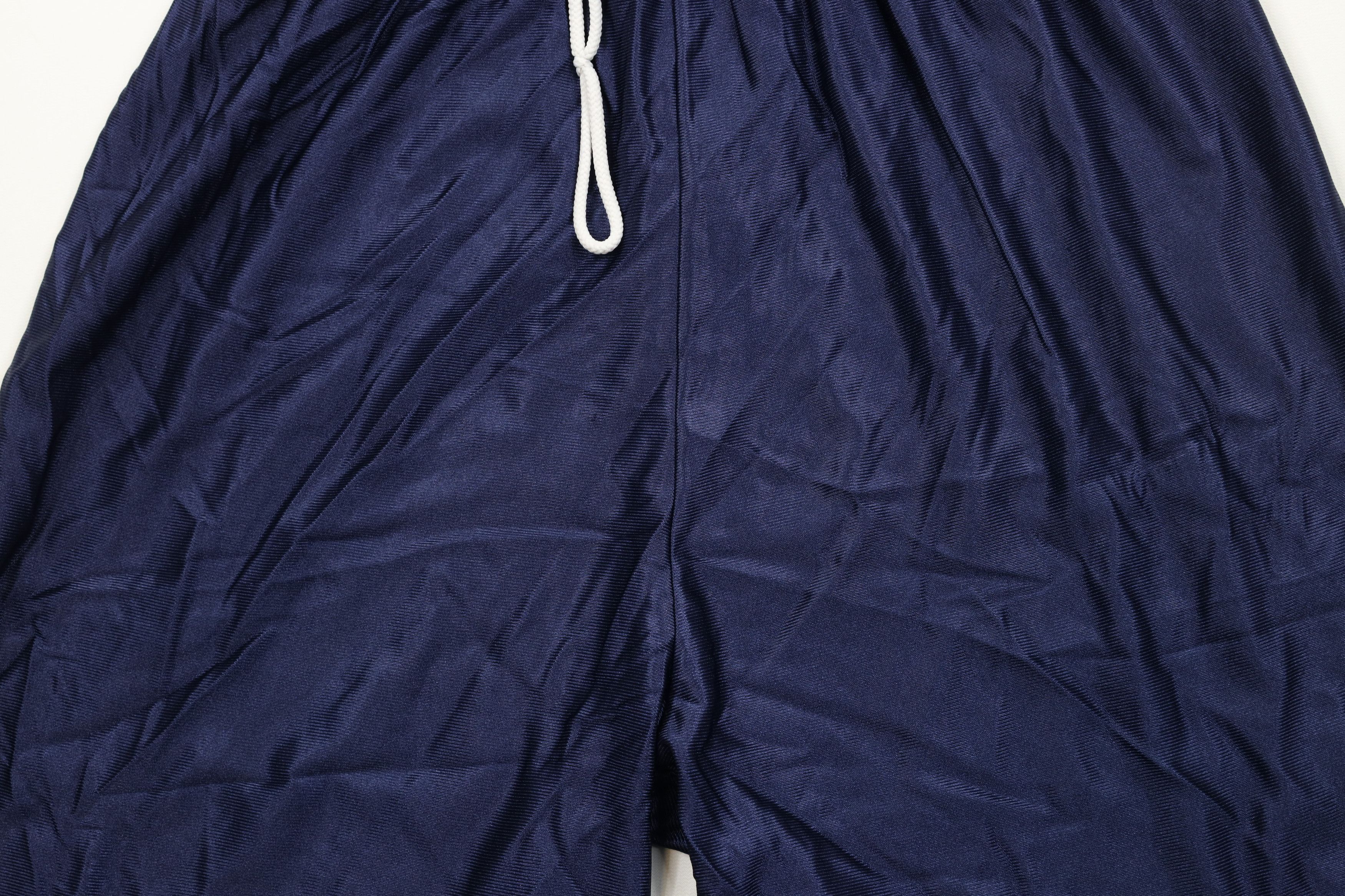 Vintage Vintage 90s Wilson Nylon Basketball Shorts Navy Blue USA Size US 34 / EU 50 - 3 Thumbnail
