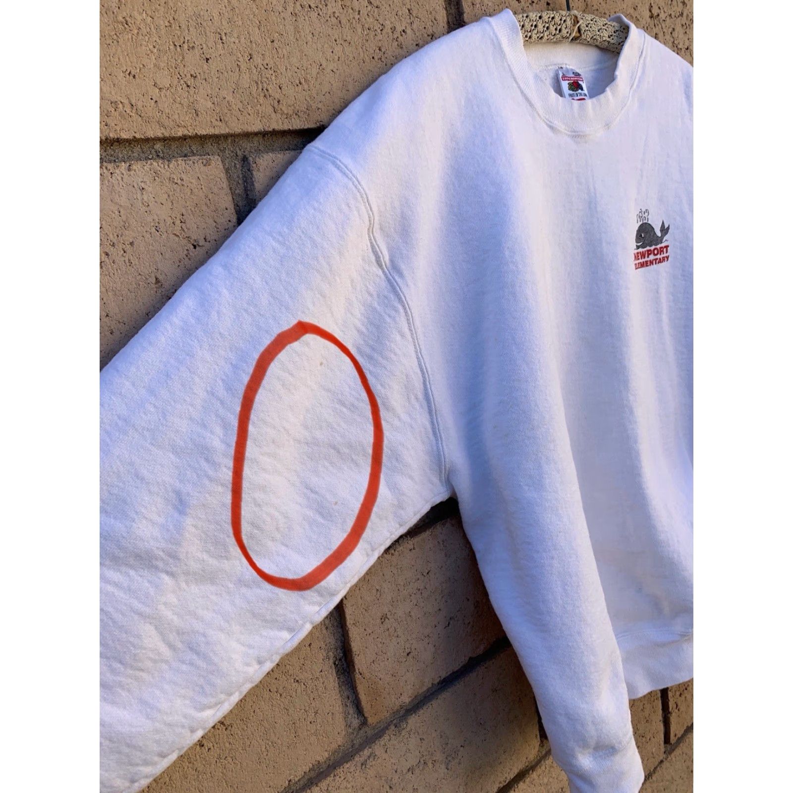 Fruit Of The Loom VINTAGE Newport Elementary A School To Spout About Sweatshirt Whale Graphic Sz L Sweatshirt Size US L / EU 52-54 / 3 - 6 Thumbnail
