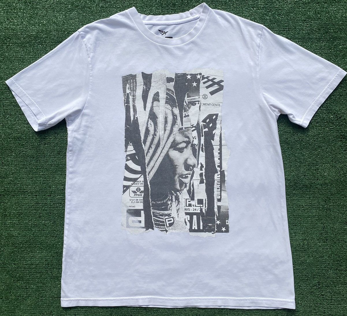Paper Planes Rare Paper Planes Rebirth Photo Real Artwork T-shirt Mens L Size US L / EU 52-54 / 3 - 1 Thumbnail