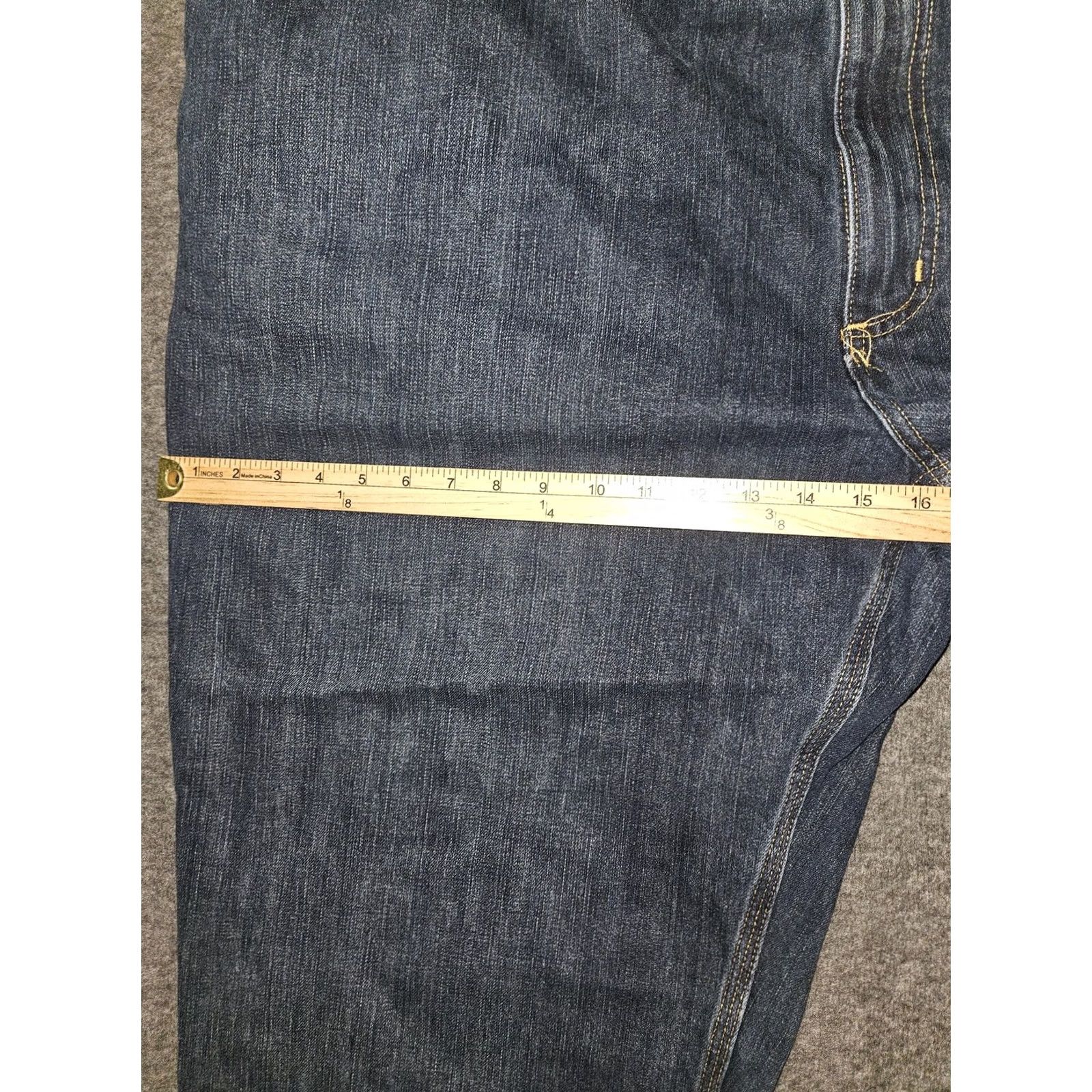 Carhartt VINTAGENo, Carhartt Jeans Mens 54x30 Medium Wash Blue Straight Leg Denim Big & Tall Size US 38 / EU 54 - 6 Thumbnail