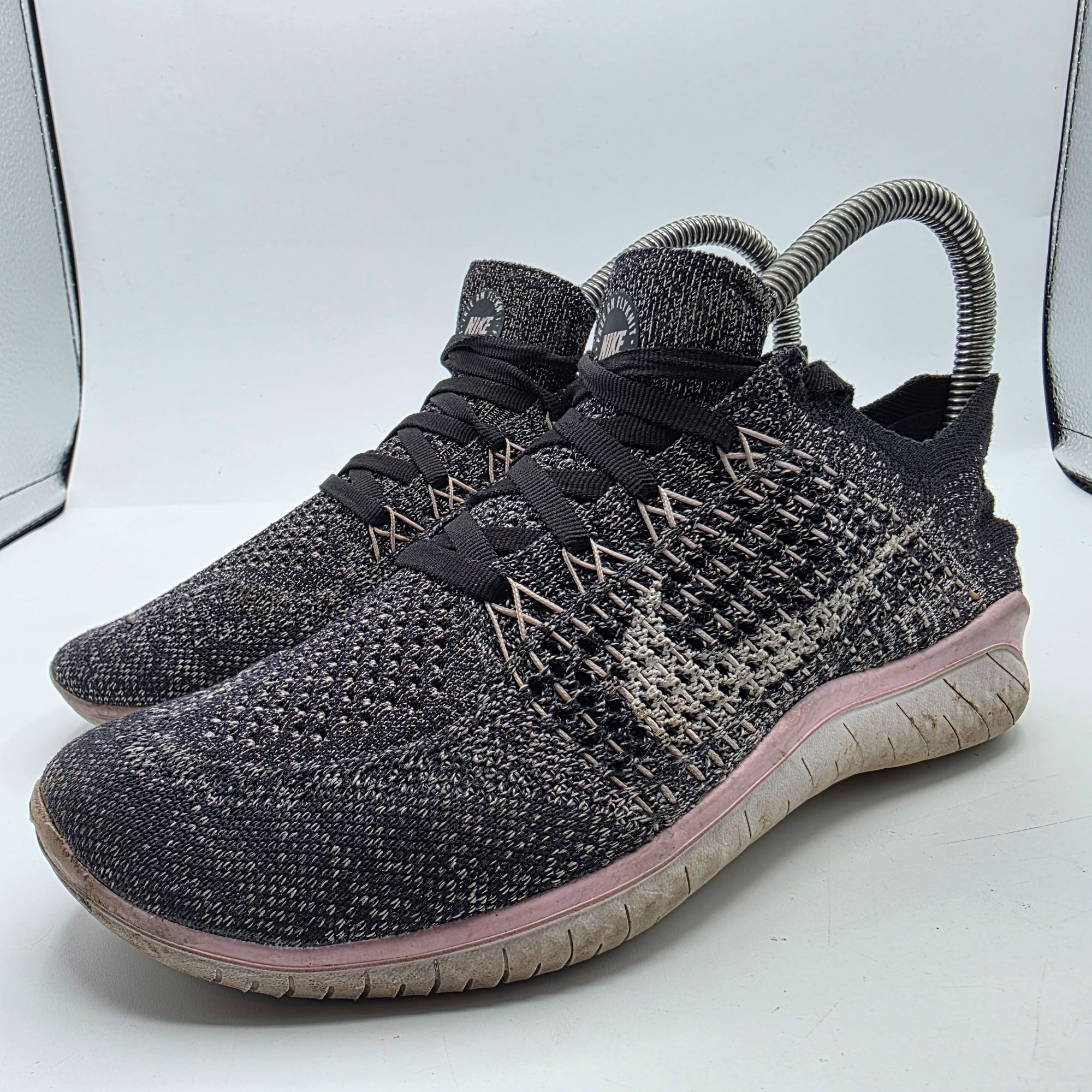 Nike Nike Free RN Flyknit 2018 Womens Size 7 Black Pink Athletic Size US 7 / IT 37 - 4 Thumbnail