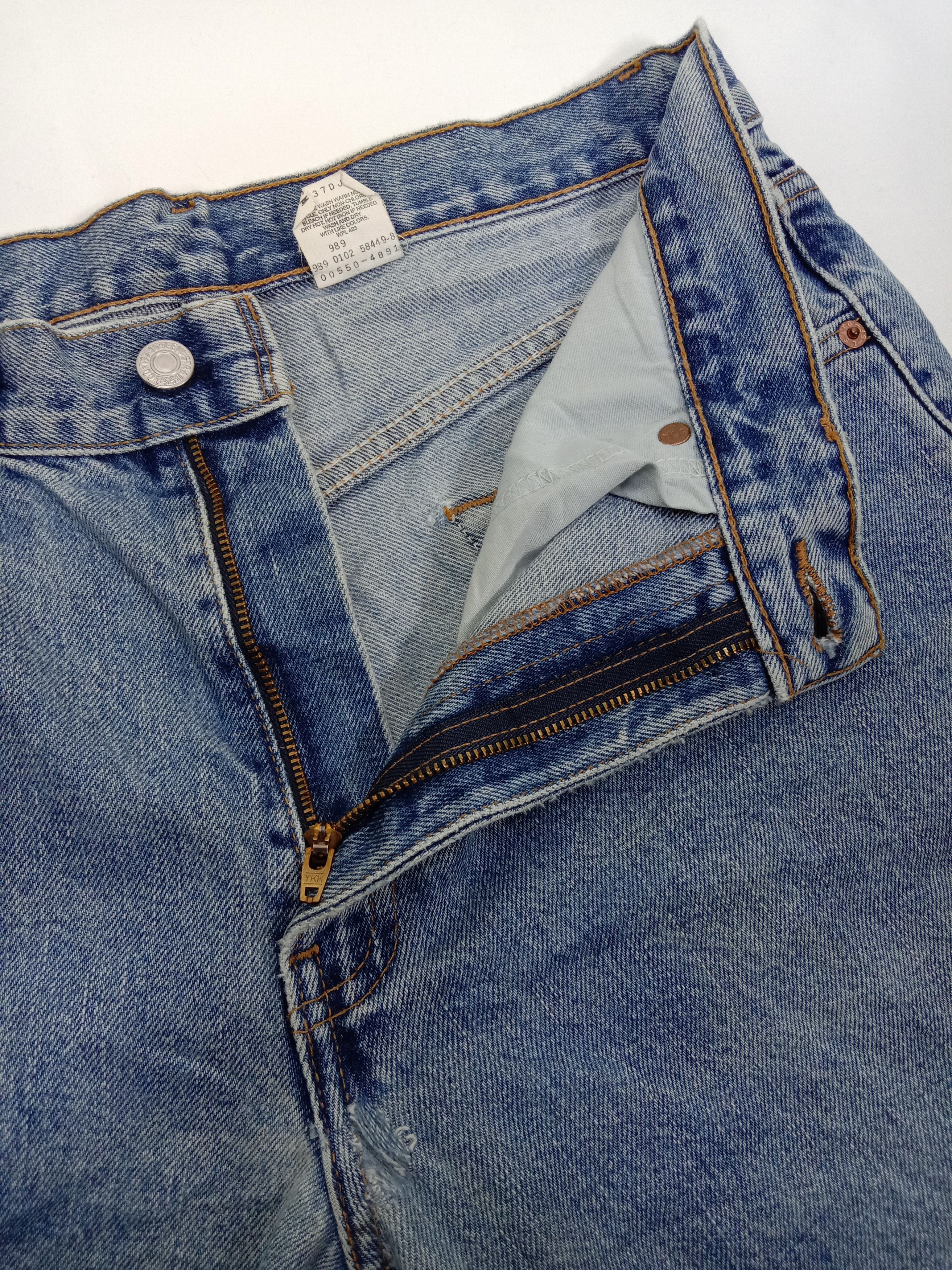 Levi's Vintage Levi's 550 Jeans Blue Wash Distressed Denim Size US 32 / EU 48 - 9 Thumbnail