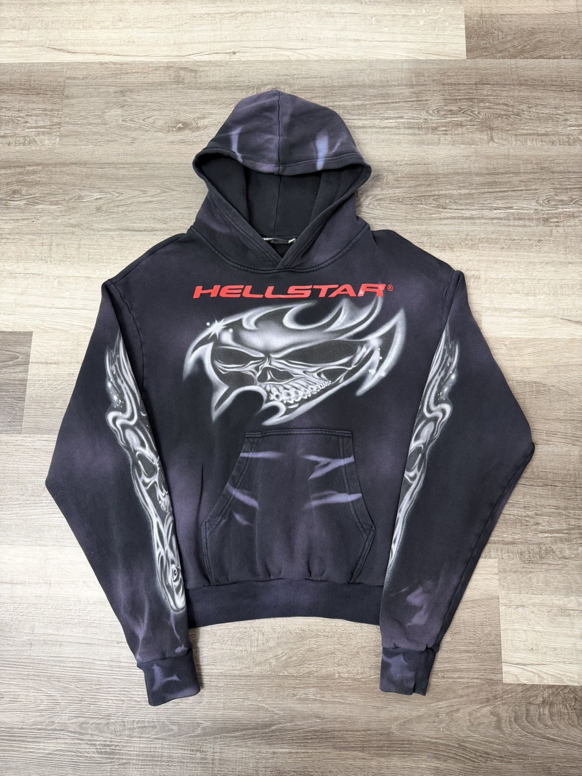 HELLSTAR Hellstar Airbrushed Skull Hoodie Black Size XS Size US XS / EU 42 / 0 - 1 Thumbnail