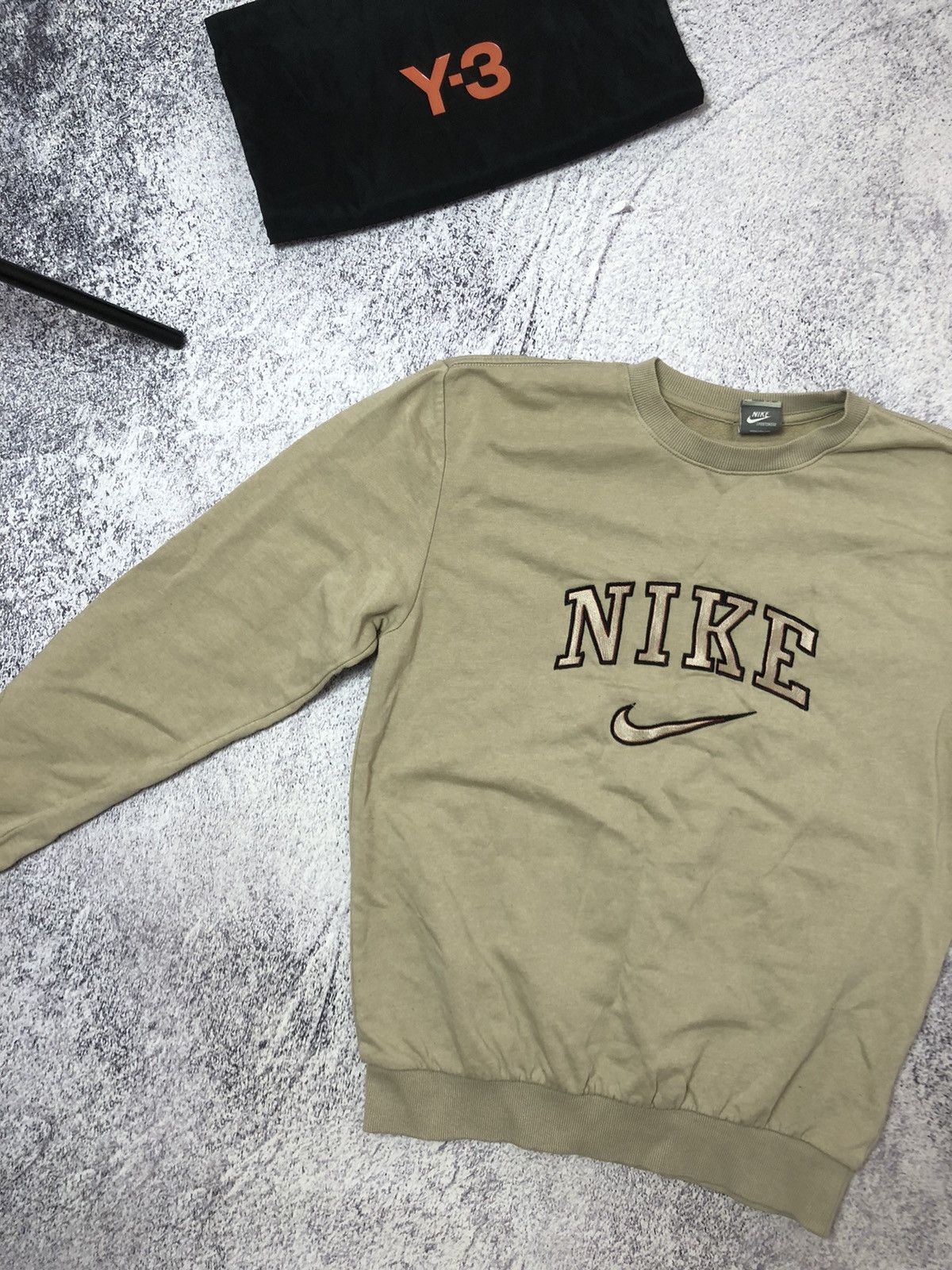 Vintage Vintage sweater Nike big logo size S y2k Size US S / EU 44-46 / 1 - 3 Thumbnail
