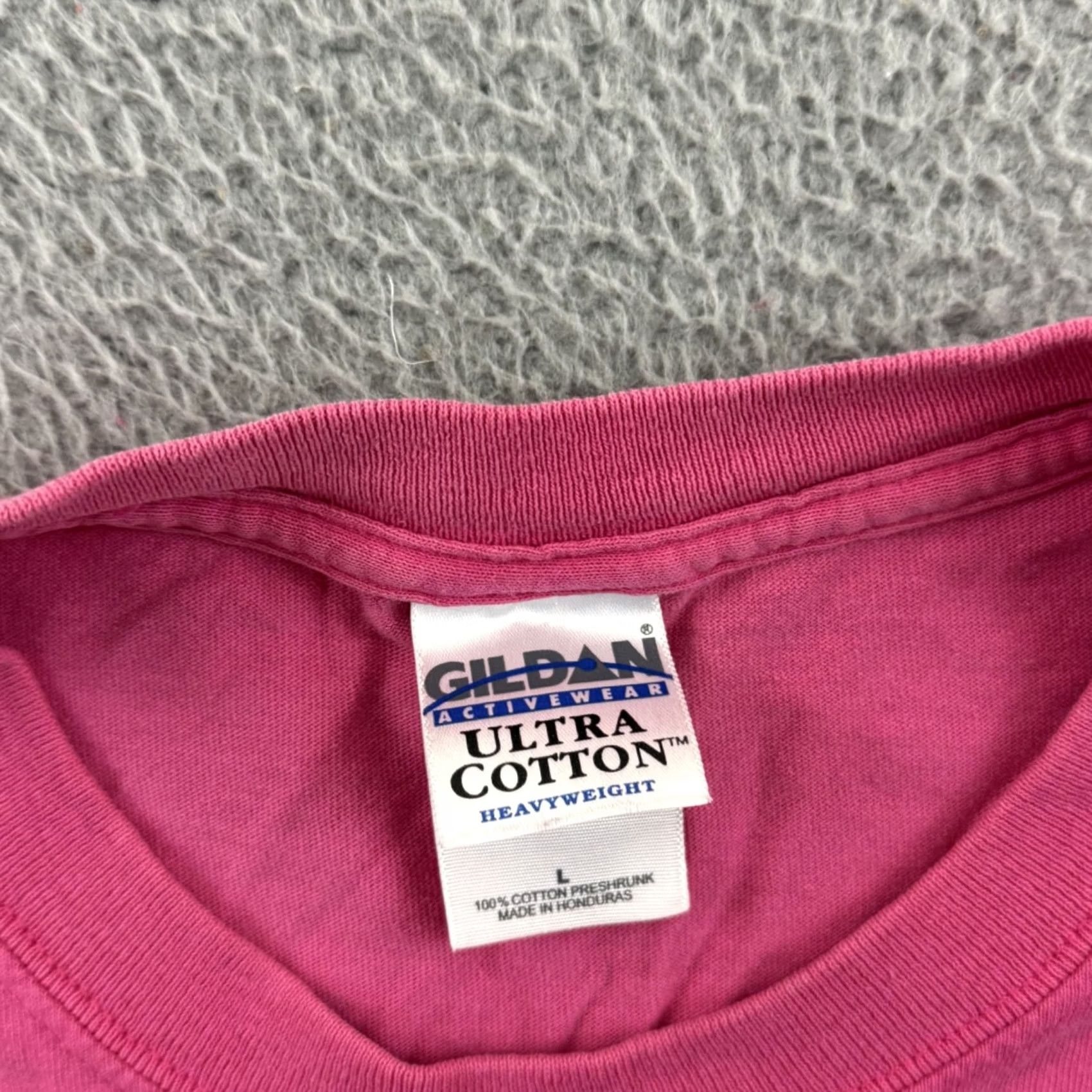 Gildan VINTAGE Jesus Religious Shirt Adult Large Pink Jeremiah 31:3 Christian Y2K USA Shirt Size US L / EU 52-54 / 3 - 6 Thumbnail