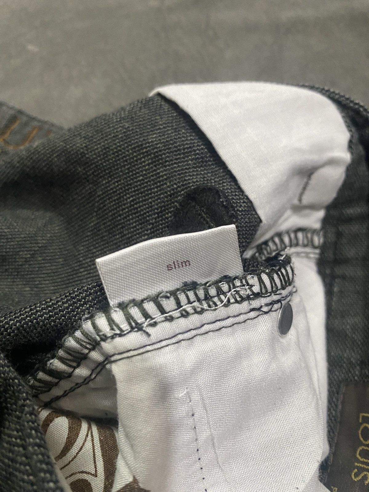 Fragment Design × Louis Vuitton 🔥BINDING NOW🔥Louis Vuitton & Fragments Casual Pants Size 31 Size US 31 - 14 Thumbnail