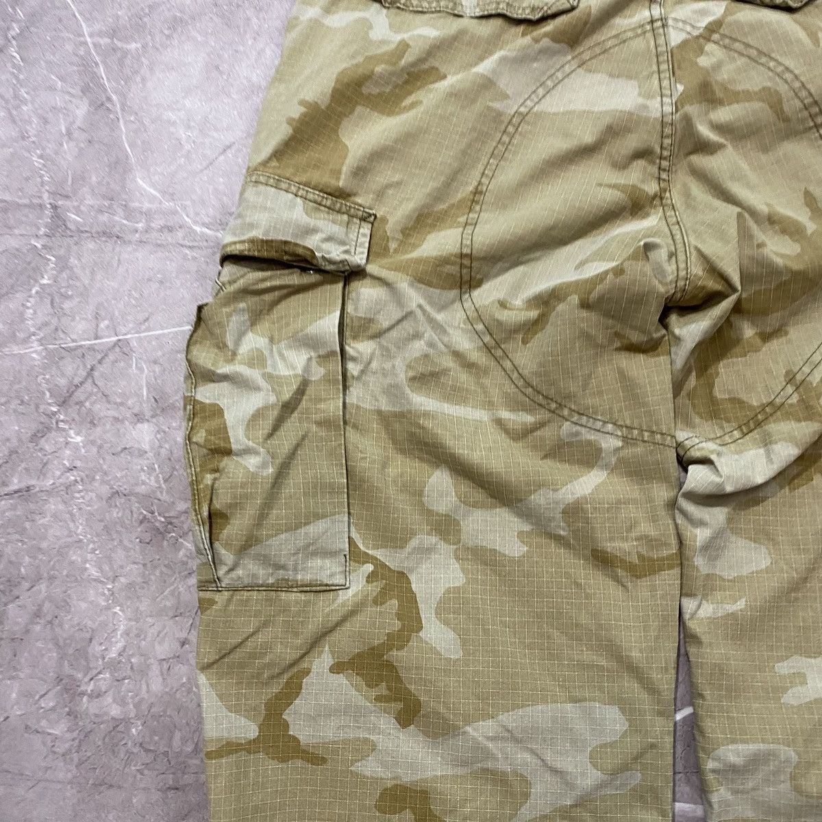 Carhartt VINTAGE CARHARTT MILITARY CARGO PANTS PATCH LOGO 00S Size US 34 / EU 50 - 4 Thumbnail