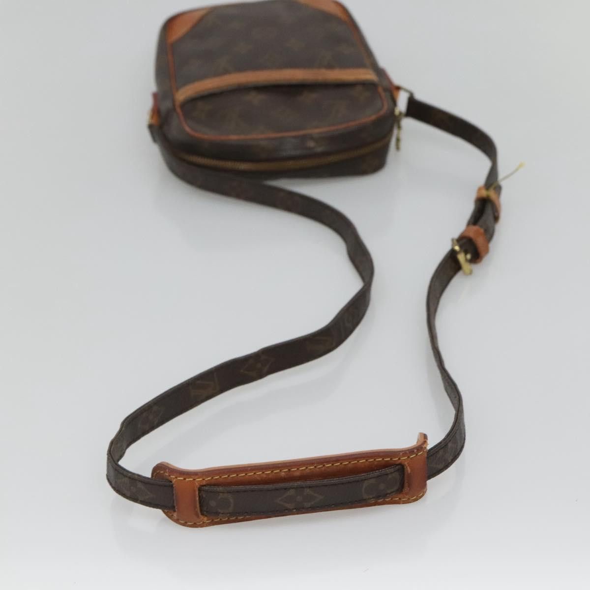 Louis Vuitton LOUIS VUITTON Monogram Danube Shoulder Bag M45266 Size ONE SIZE - 7 Thumbnail