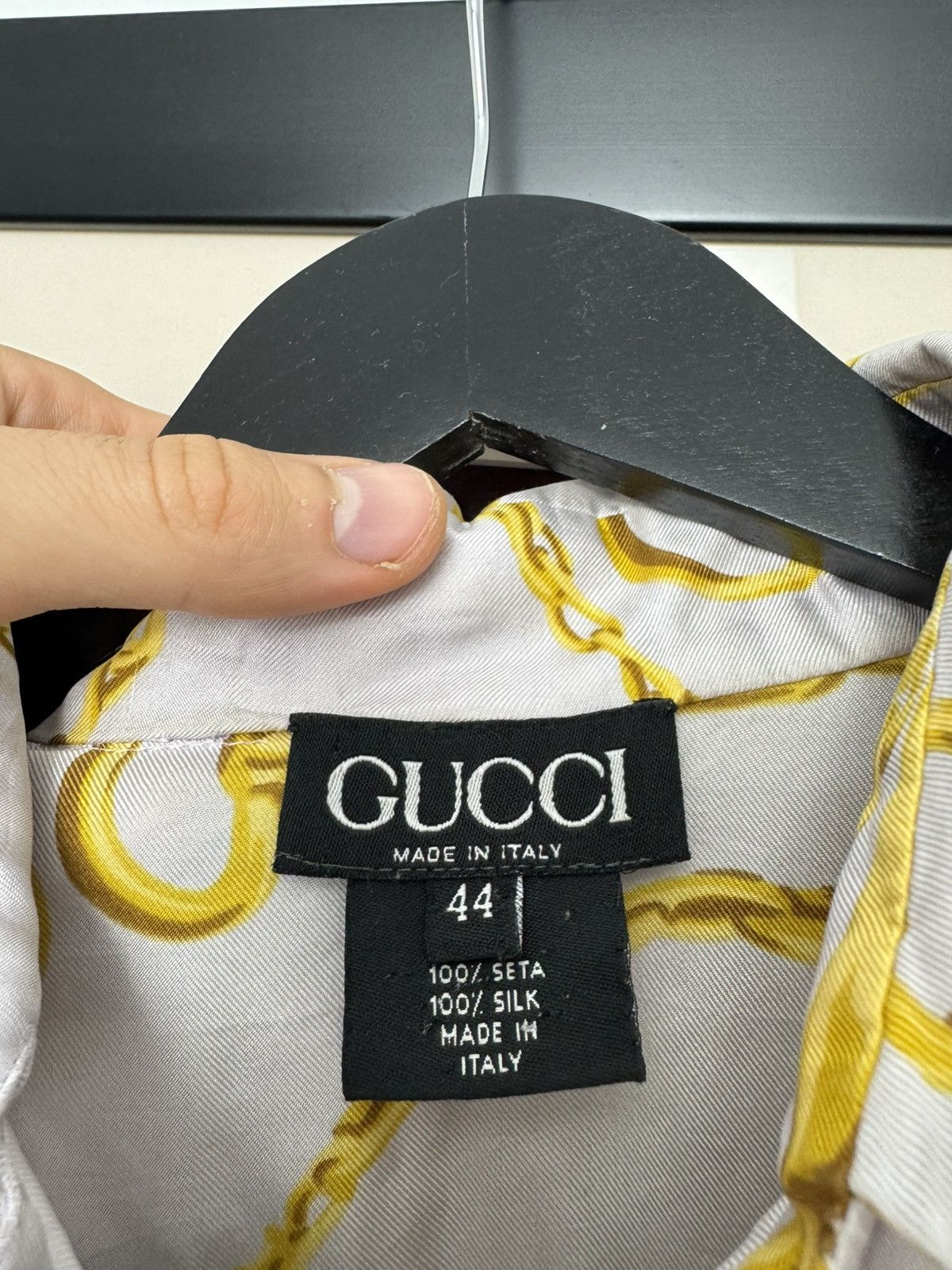 Gucci SS93 Gucci Tom Ford Silk Button Up Fullprint Shirt Designer Size US M / EU 48-50 / 2 - 3 Thumbnail