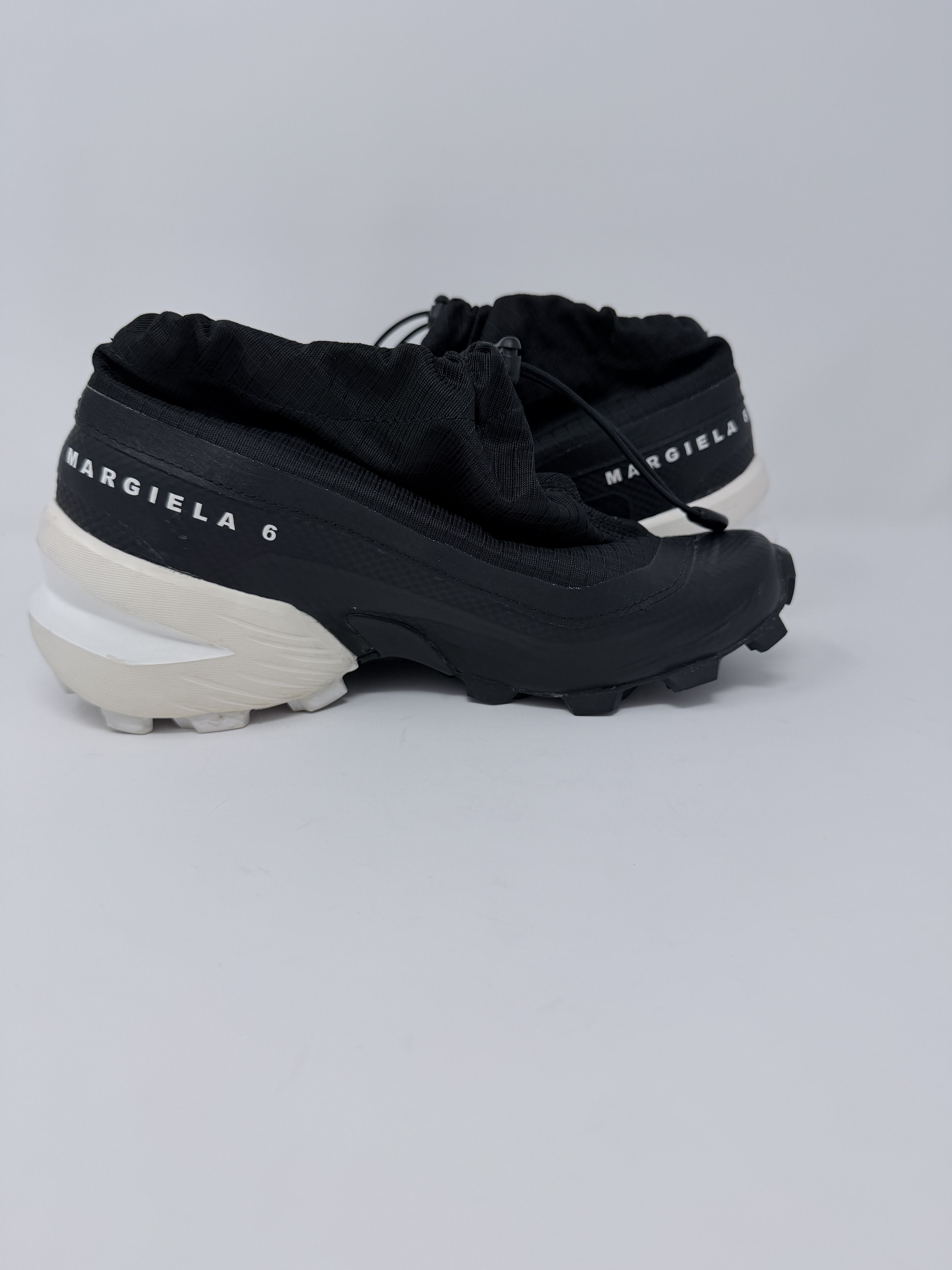 Maison Margiela × Salomon MM6 Maison Margiela Salomon Cross Low Black White Size US 5 / EU 37 - 6 Thumbnail