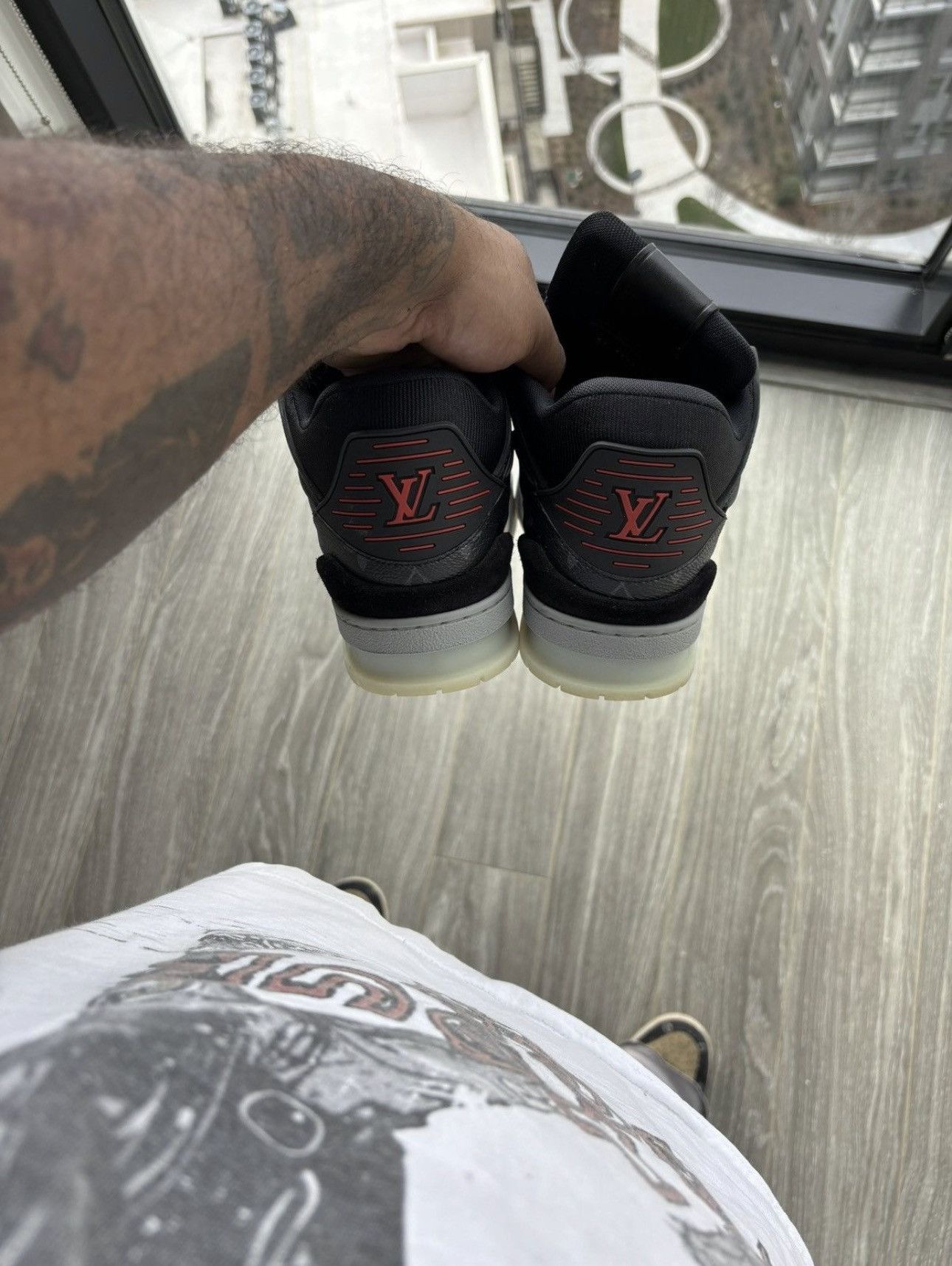 Louis Vuitton Louis Vuitton Trainer Sneakers Size US 7.5 / EU 40-41 - 5 Thumbnail