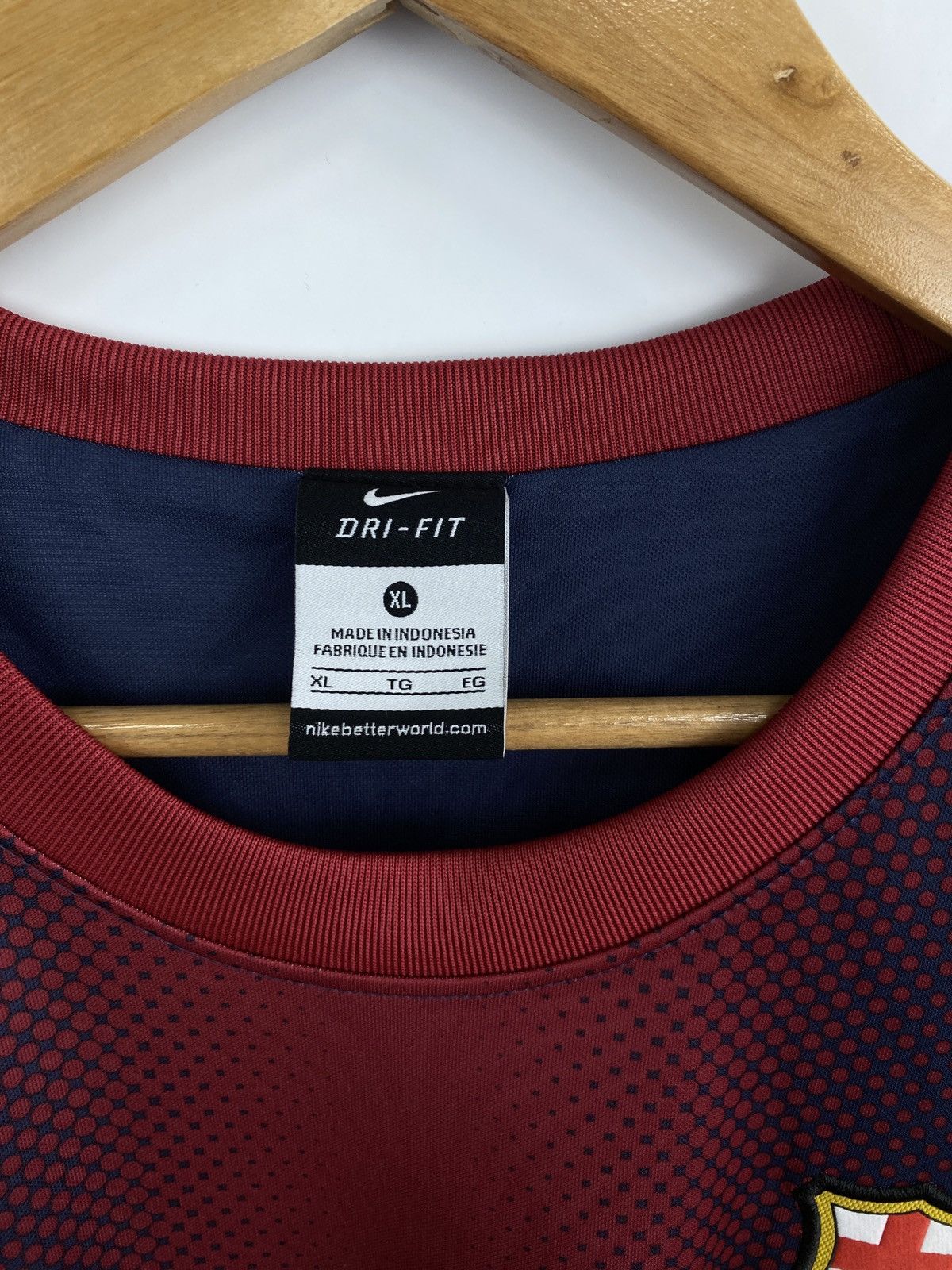 Nike 🇪🇸 Messi F. C. Barcelona 2013 Nike Soccer Jersey t-shirt Size US XL / EU 56 / 4 - 5 Thumbnail