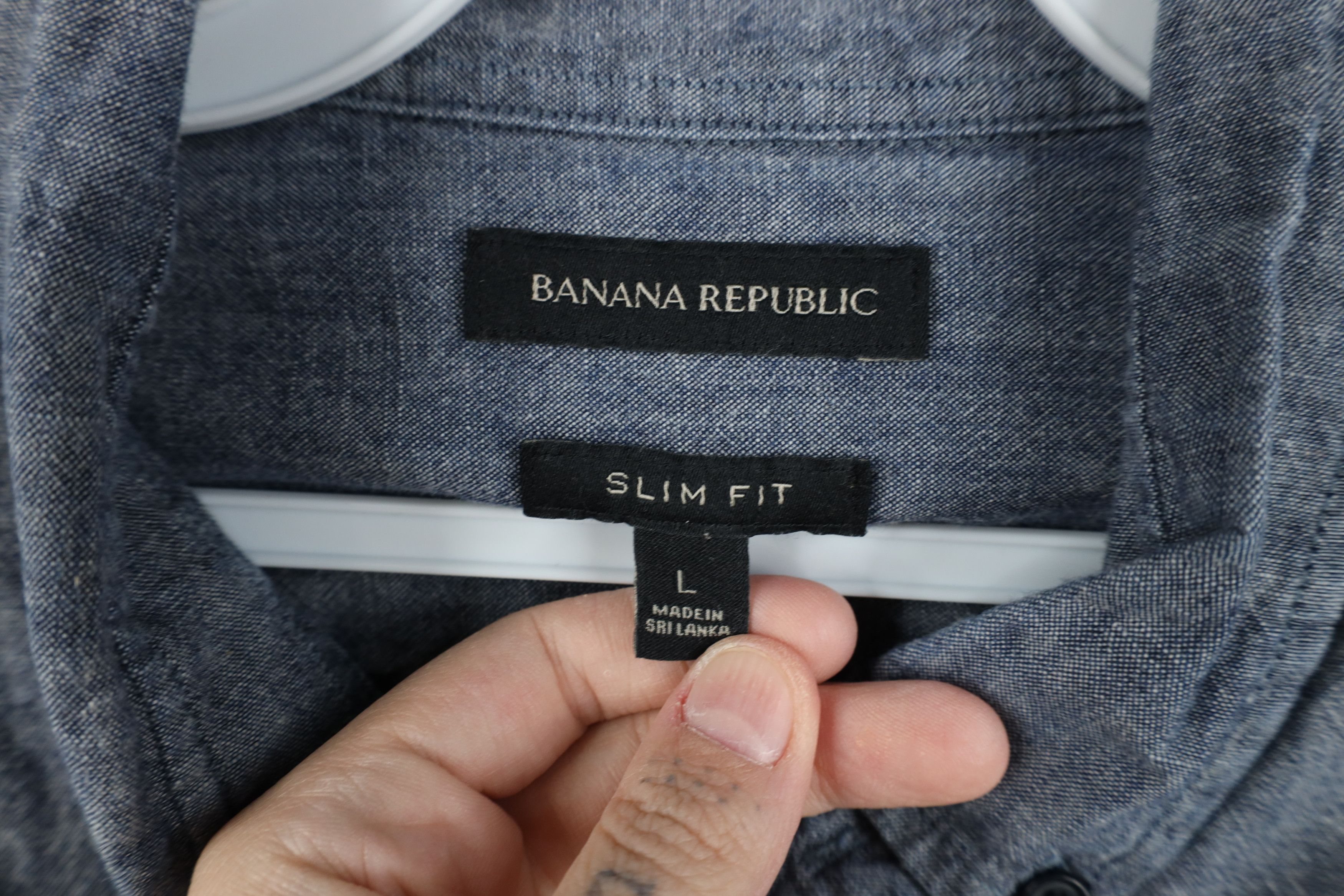 Banana Republic Banana Republic Slim Fit Chambray Collared Button Down Shirt Size US L / EU 52-54 / 3 - 7 Thumbnail