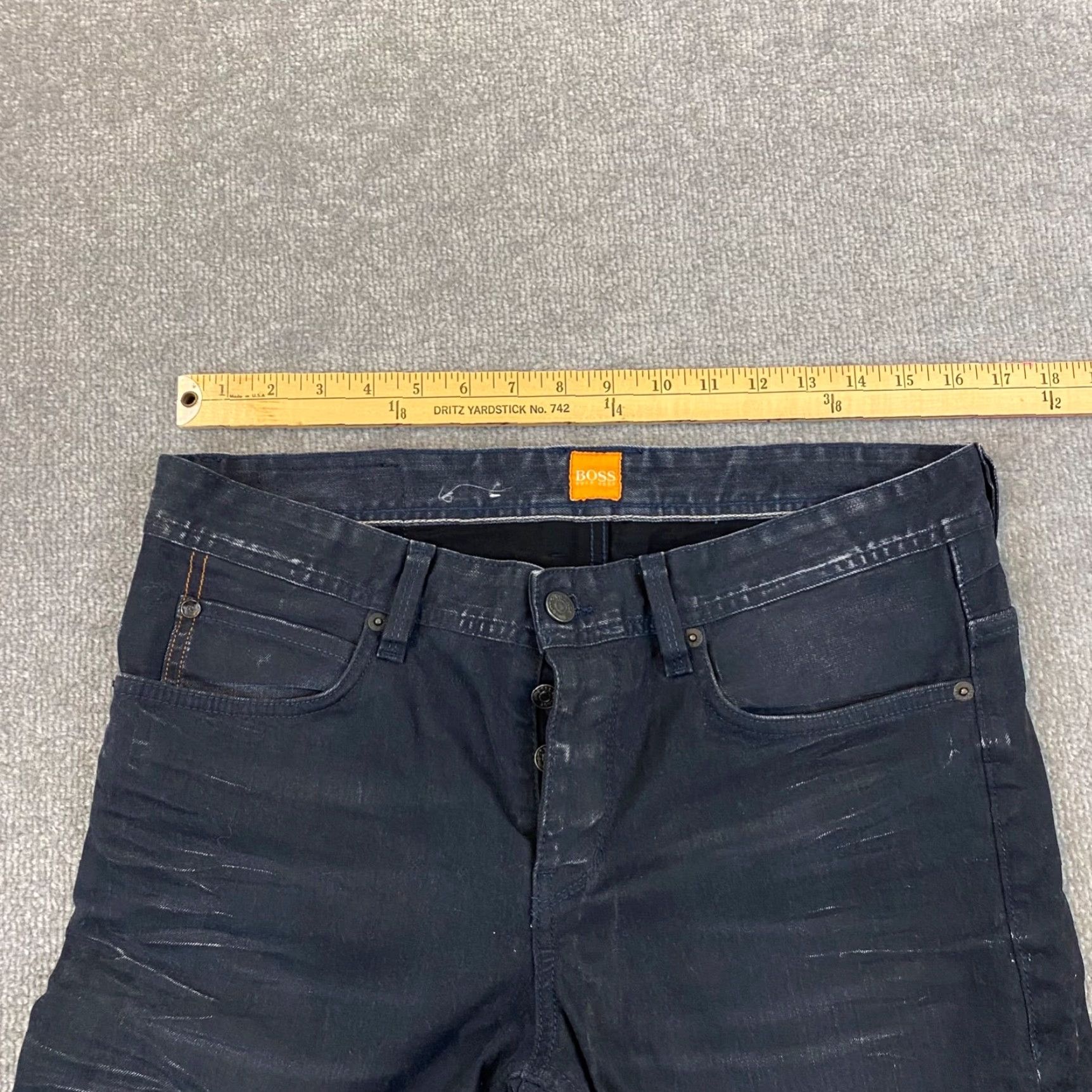 Levi's HUGO BOSS Jeans Mens 33x34 Slim Fit Gray Special Treatment Wash Button Fly Denim 5-Pocket Style Straight Men Size US 33 - 3 Thumbnail