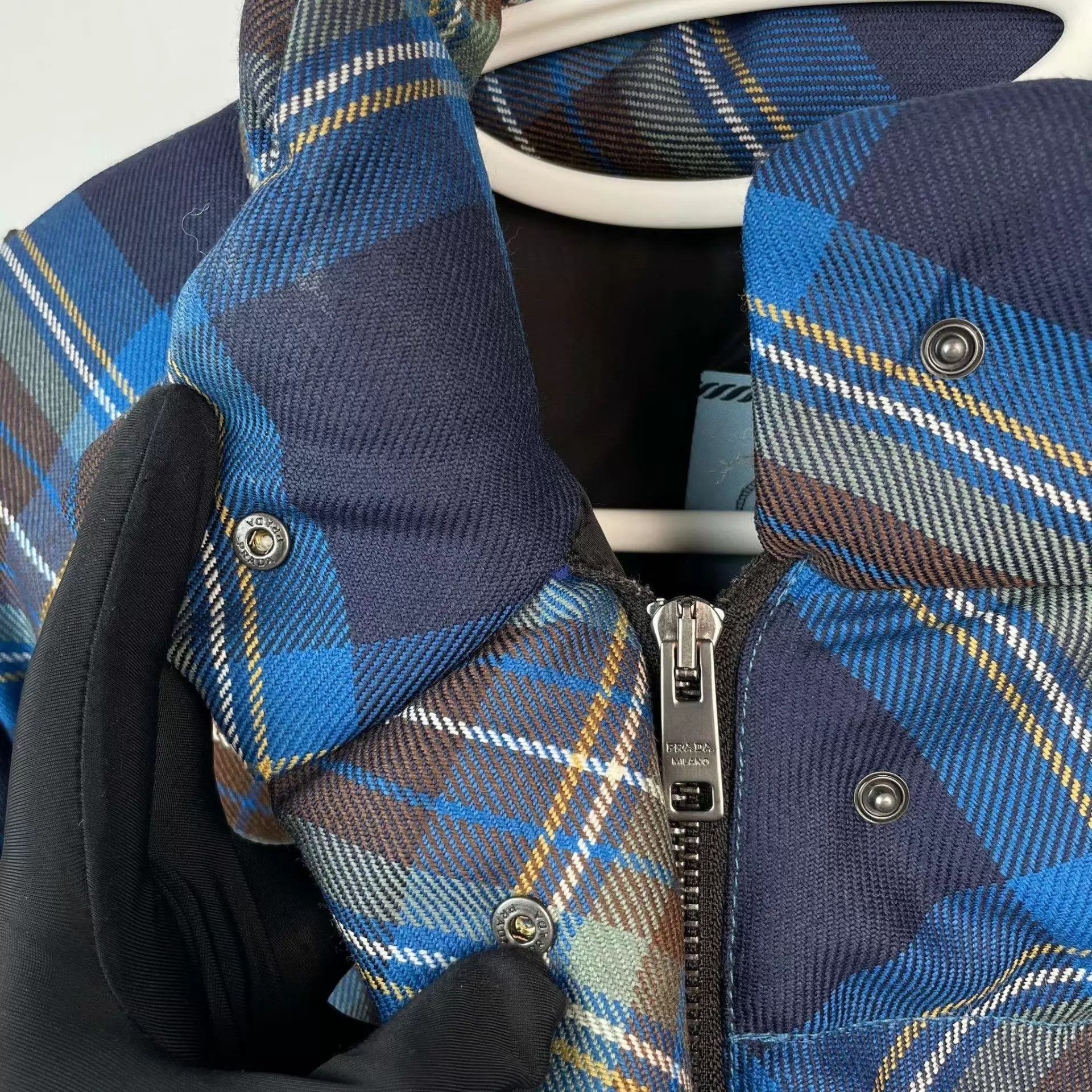 Prada Prada 95 New Blue Check Down Jacket 42 Size M / US 6-8 / IT 42-44 - 9 Thumbnail