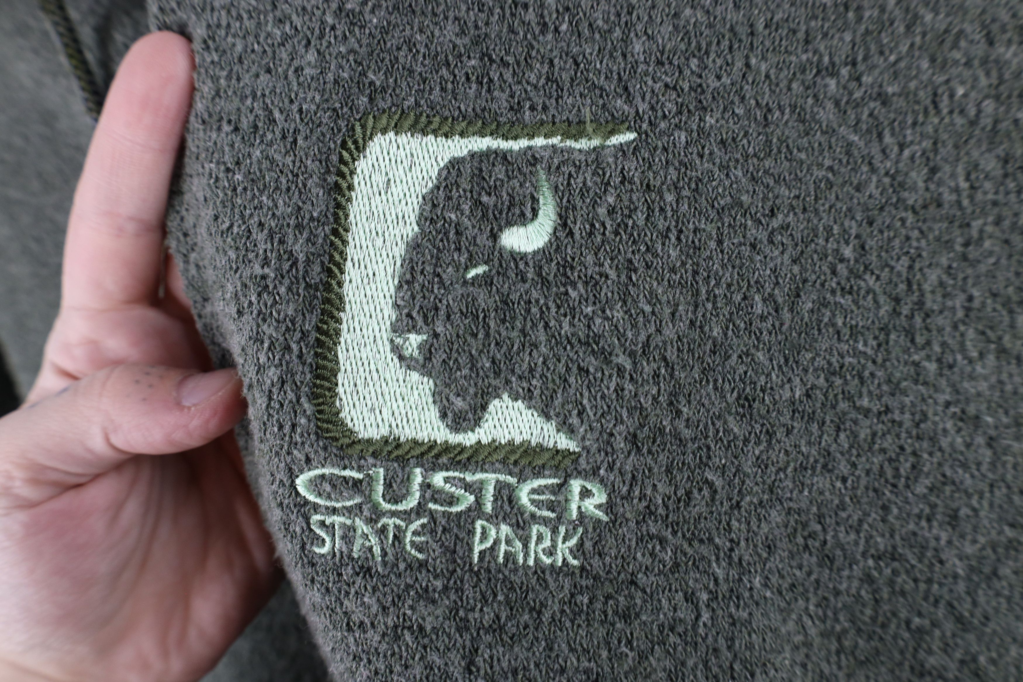 Vintage Vintage 90s Streetwear Custer State Park Full Zip Hoodie USA Size US L / EU 52-54 / 3 - 7 Thumbnail