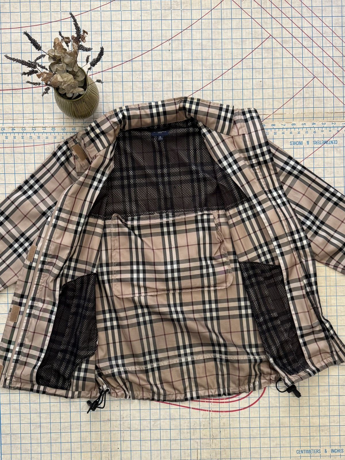 Burberry Burberry Golf Nova Check Full Zip Packable Jacket Medium Size US M / EU 48-50 / 2 - 6 Thumbnail