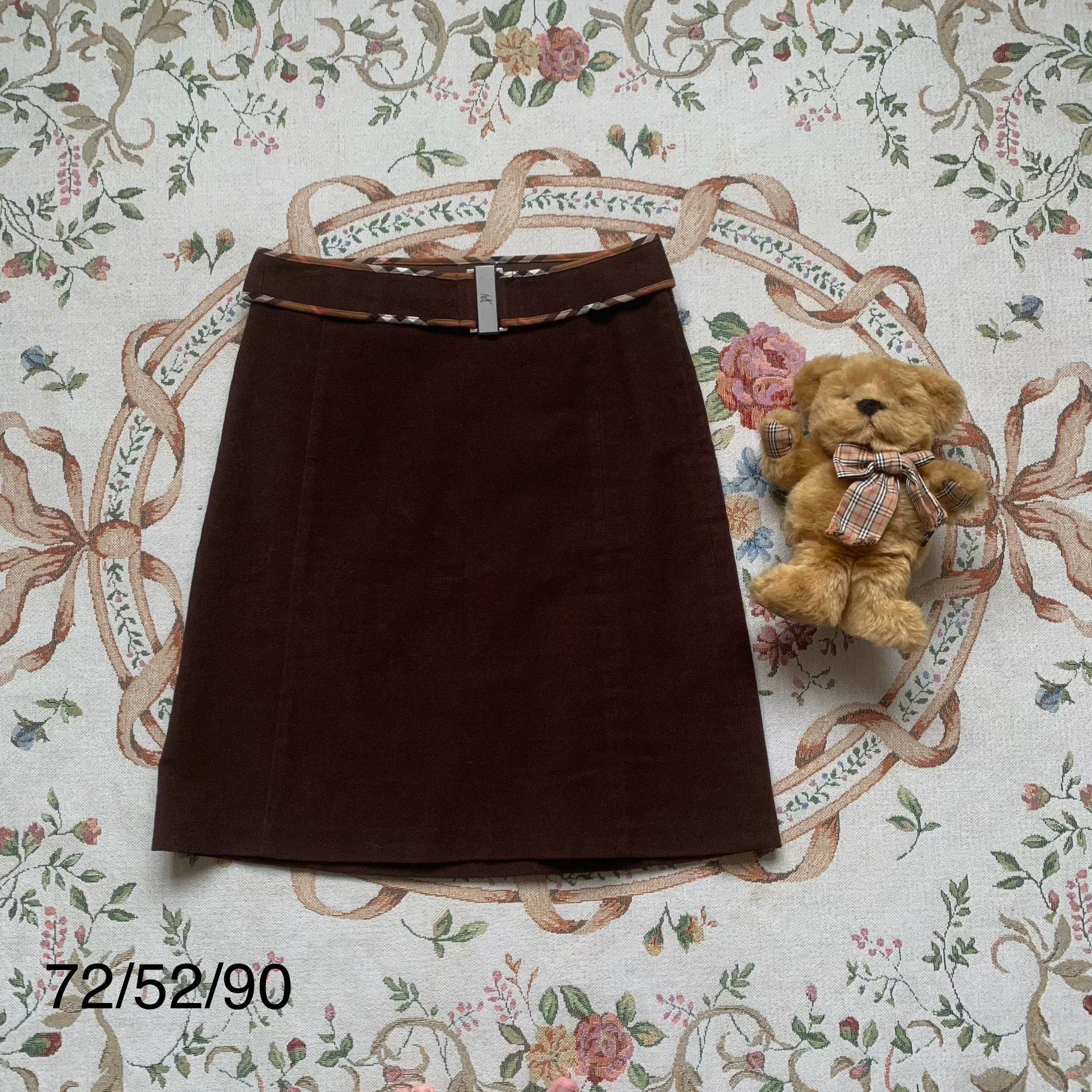 Burberry Vintage Belted Skirt - dmc