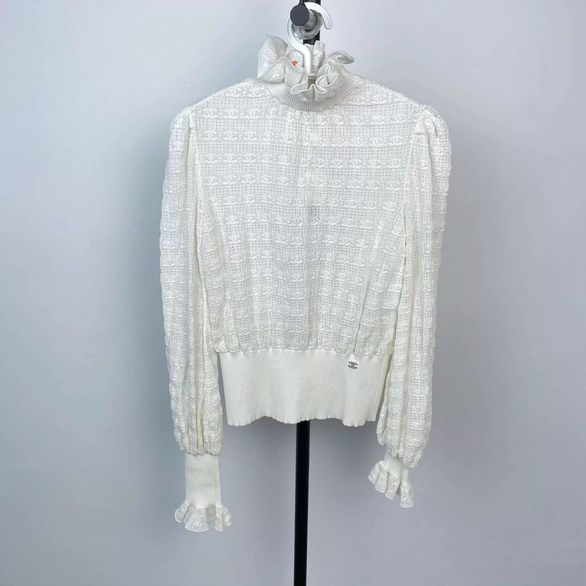 Chanel Chanel lace court knit top 36 Size XS / US 0-2 / IT 36-38 - 1 Thumbnail