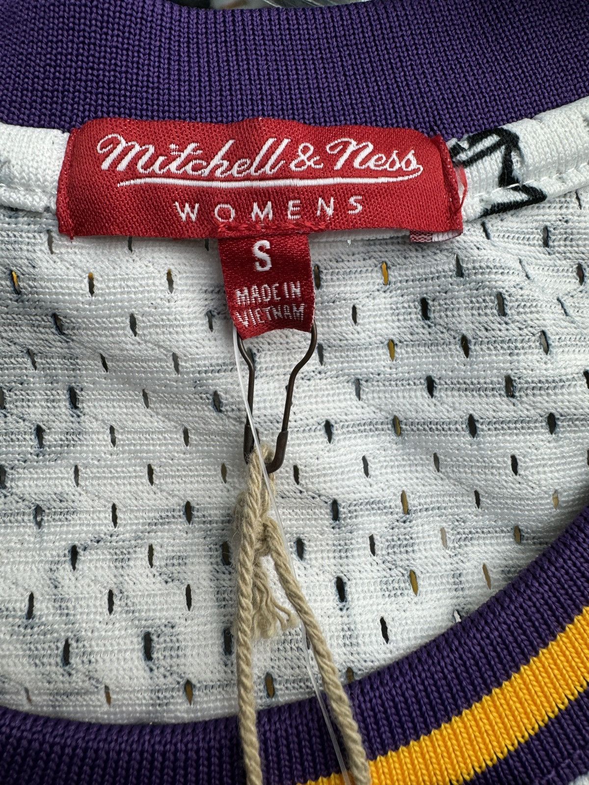 Mitchell & Ness × NBA Mitchell & Ness Lakers O’Neal Jersey (women) Size S / US 4 / IT 40 - 3 Thumbnail