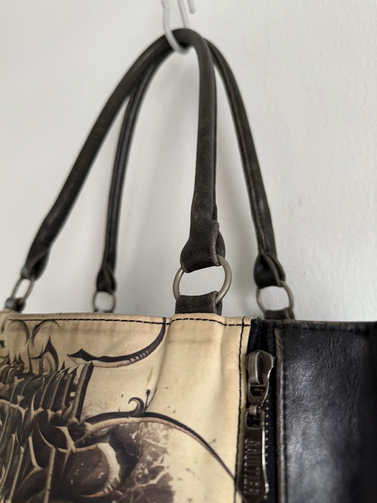 Jean Paul Gaultier AW2001 Rare Vintage Jean paul gaultier Satan/gargoyle bag Size ONE SIZE - 13 Thumbnail