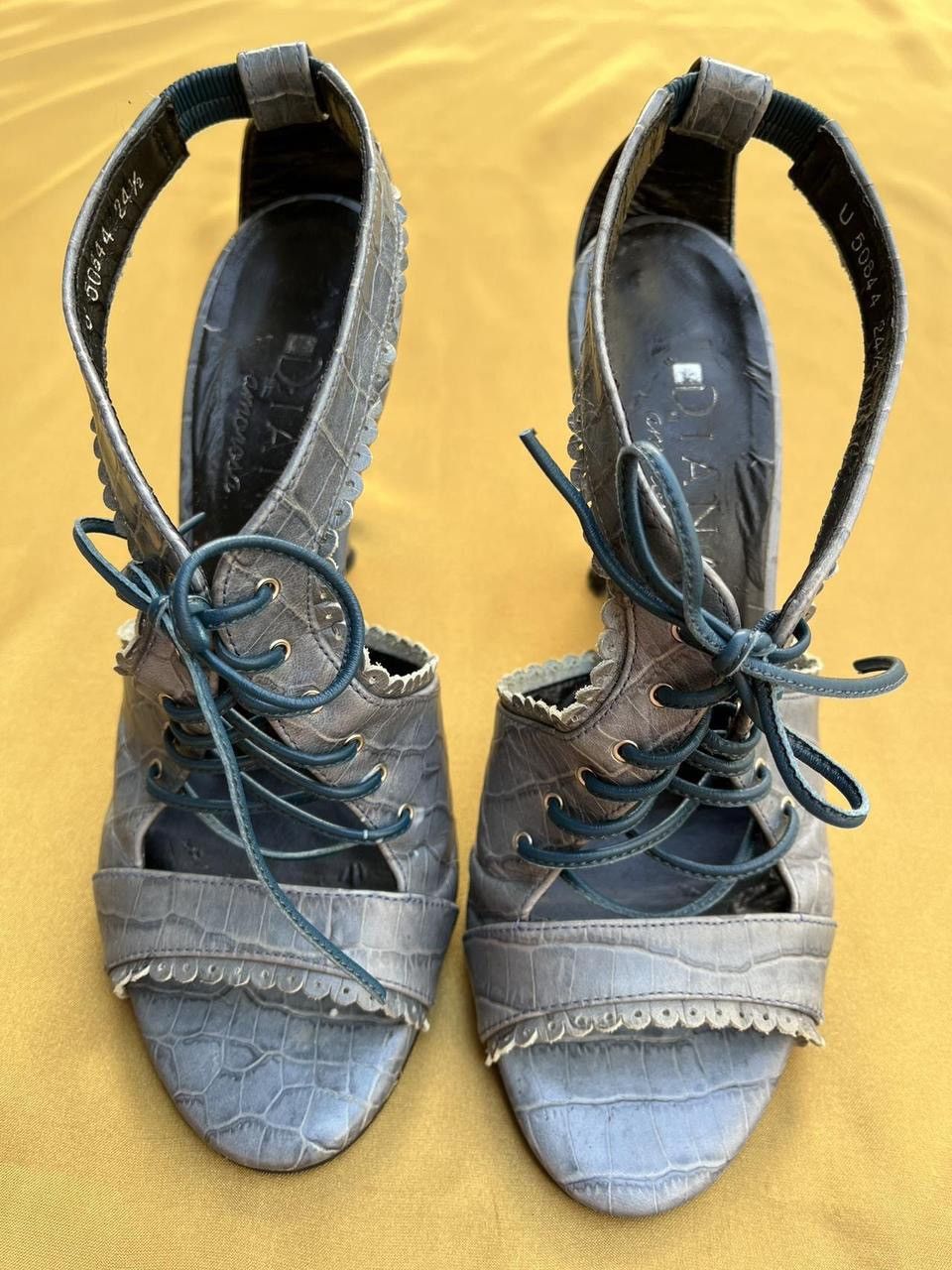 Japanese Brand Diana Amorosa heels Size US 7.5 / IT 37.5 - 2 Thumbnail