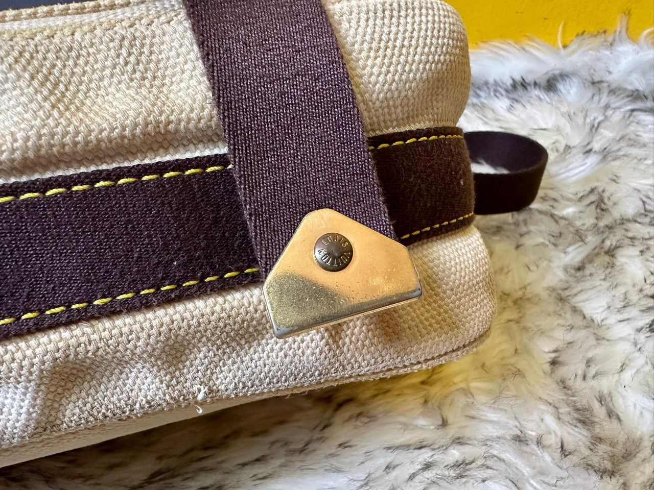 Louis Vuitton Authentic Louis Vuitton Antigua Besace PM Flap Crossbody Size ONE SIZE - 13 Thumbnail