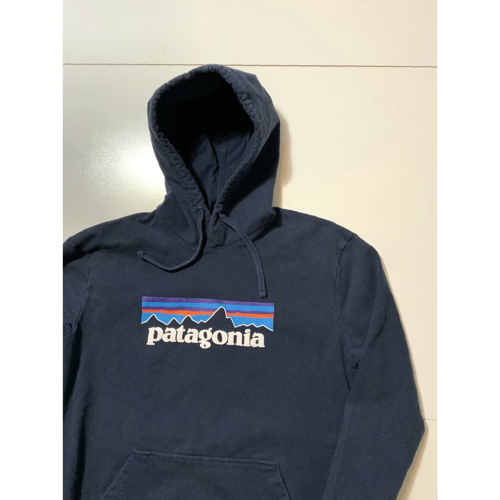 Patagonia Patagonia Hoodie P-6 Mountain Range Uprisal Navy Blue Pullover Sz. M Mens Size US M / EU 48-50 / 2 - 3 Thumbnail