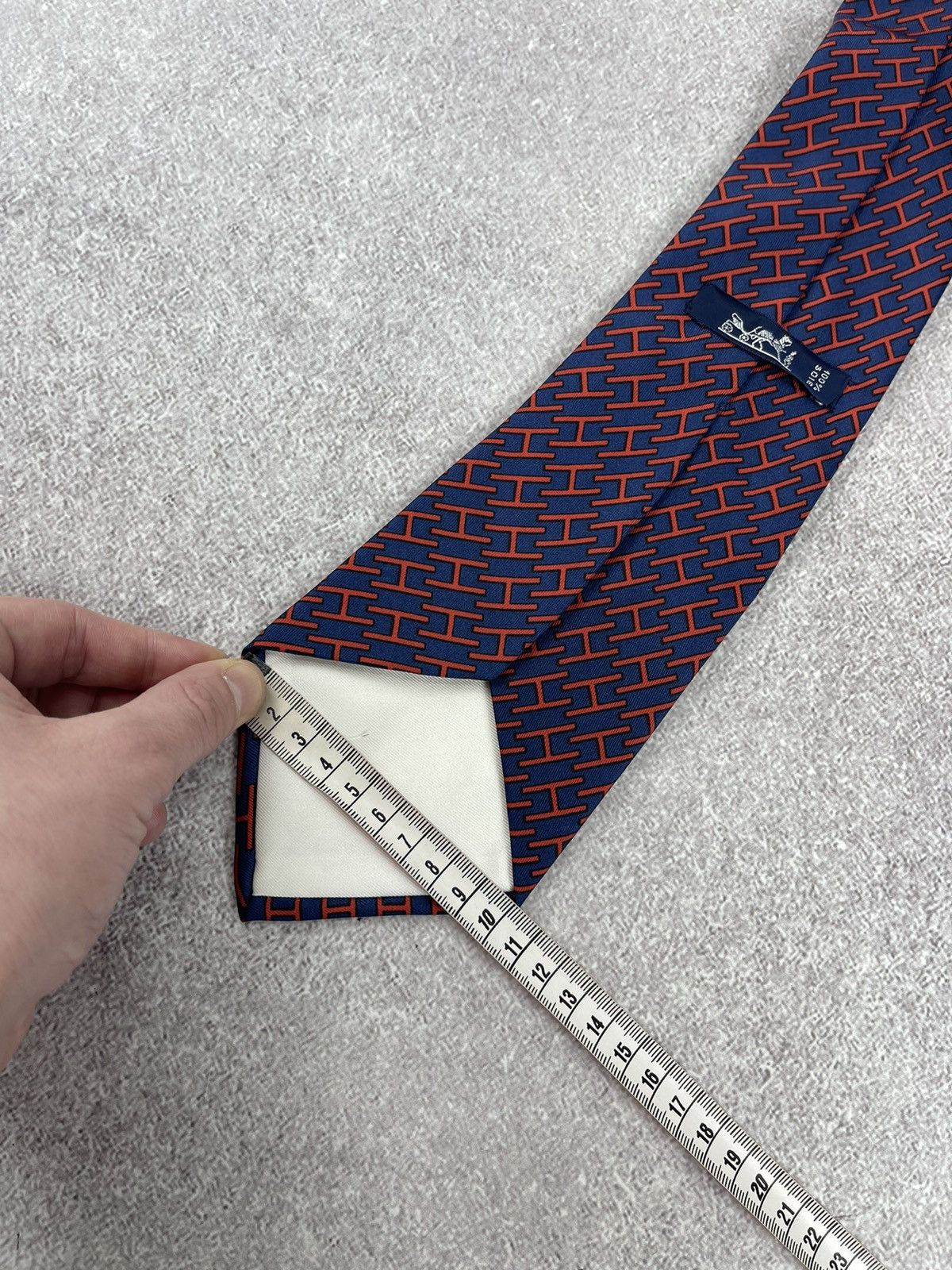 Hermes × Vintage Vintage Hermes Paris Monogram Silk Tie Size ONE SIZE - 11 Thumbnail