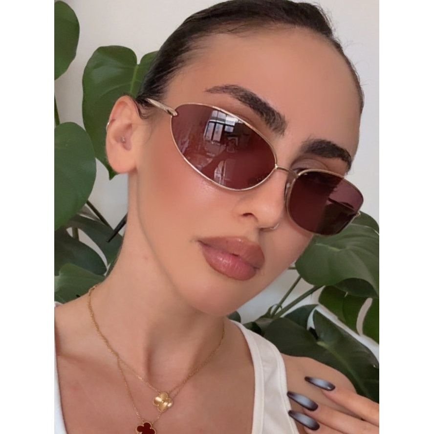 NEW Loewe LW40164U Mask Wrap Sunglasses in Gold Purple NEW Loewe LW40164U Mask Wrap Sunglasses in Gold Purple main image 2