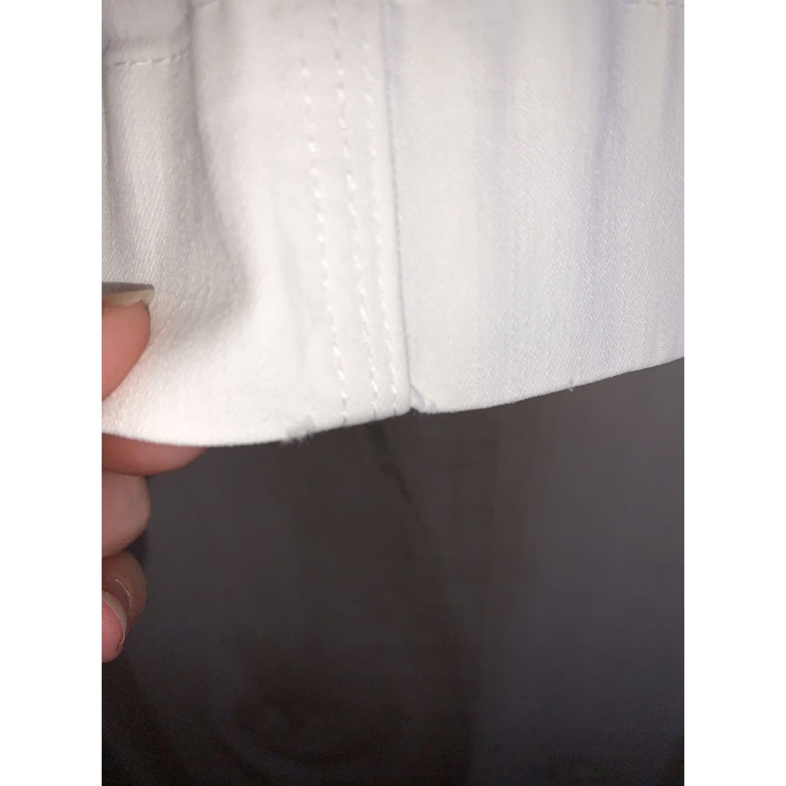 Talbots Talbots Petites White Capri Pedal Pusher Pants Womens Sz 4-6304 Capris Pants Petite White Talbots 4P Womens Size 27" / US 4 / IT 40 - 6 Thumbnail