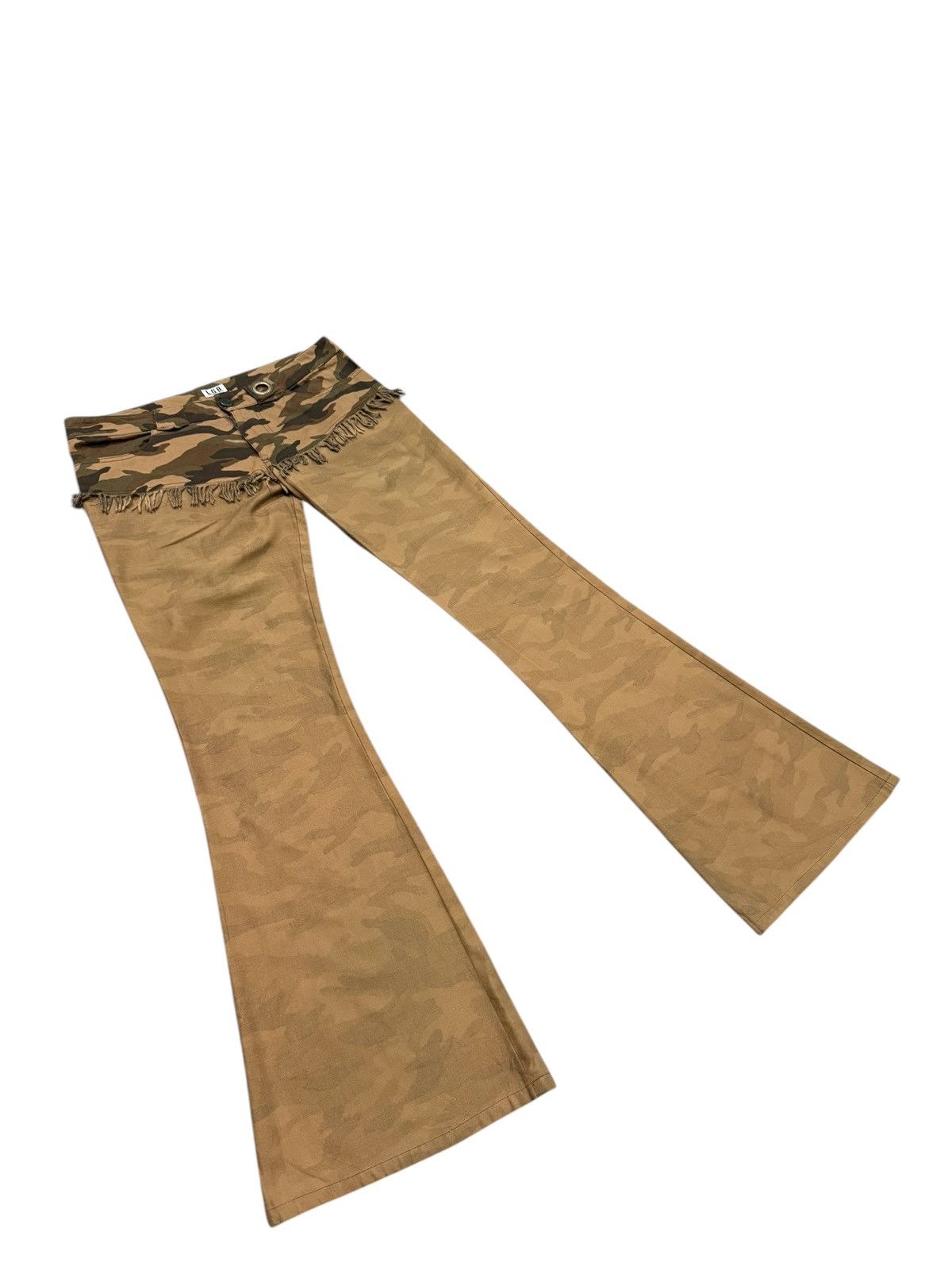 Other LE GRAND BLEU CAMO FLARED PANT Size 30" / US 8 / IT 44 - 5 Thumbnail