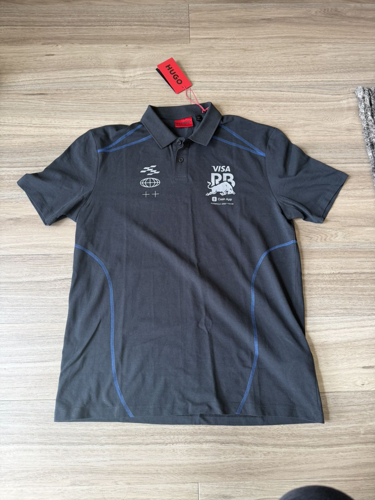 Hugo HUGO x Visa Cash App RB Formula One Team Size US M / EU 48-50 / 2 - 1 Thumbnail