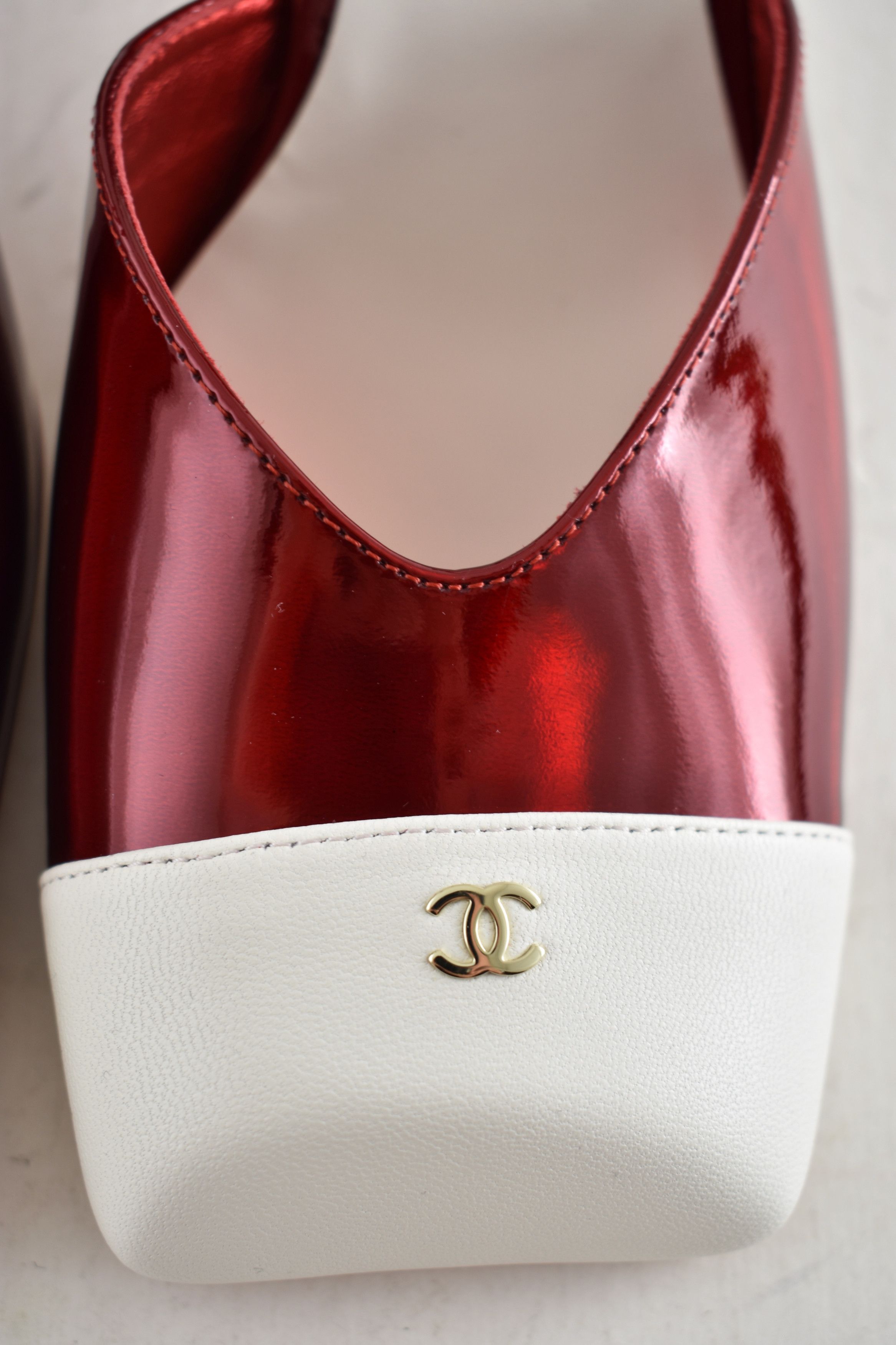 Chanel 26S Blazy White Square Toe CC Slingback Block Heel Pump 42 Size US 12 / IT 42 - 14 Thumbnail