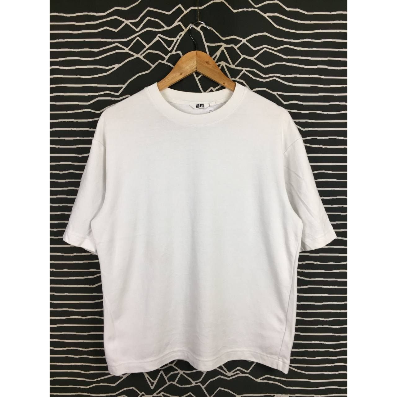 Japanese Brand × Uniqlo Uniqlo U AIRism Crew Neck Half Sleeve Oversized Tee Size US M / EU 48-50 / 2 - 1 Thumbnail