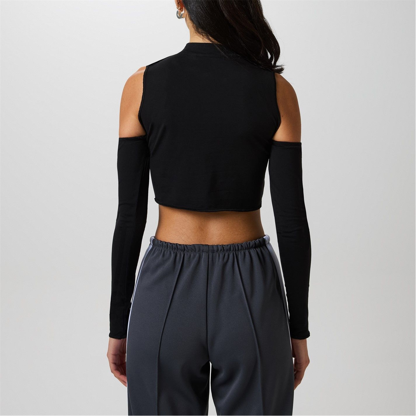 Palm Angels o1g2r1mq0325 Cut Out Long Sleeve T-Shirt in Black Size S / US 4 / IT 40 - 5 Thumbnail
