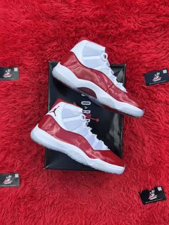 Nike Jordan 11 Cherry - Size 11M