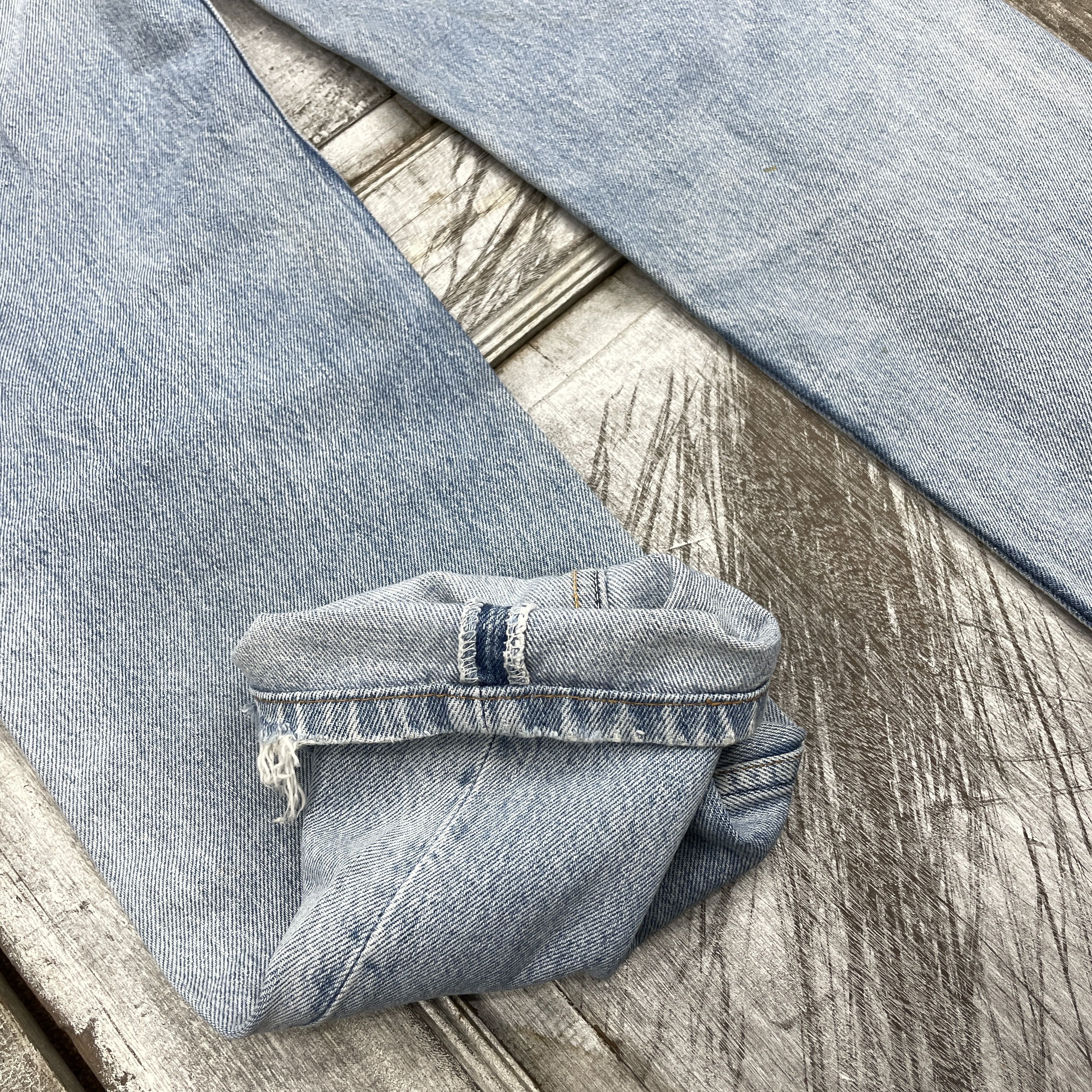 Japanese Brand Vintage Levi's 502 Distressed Jeans - wc 302 Size US 33 - 7 Thumbnail