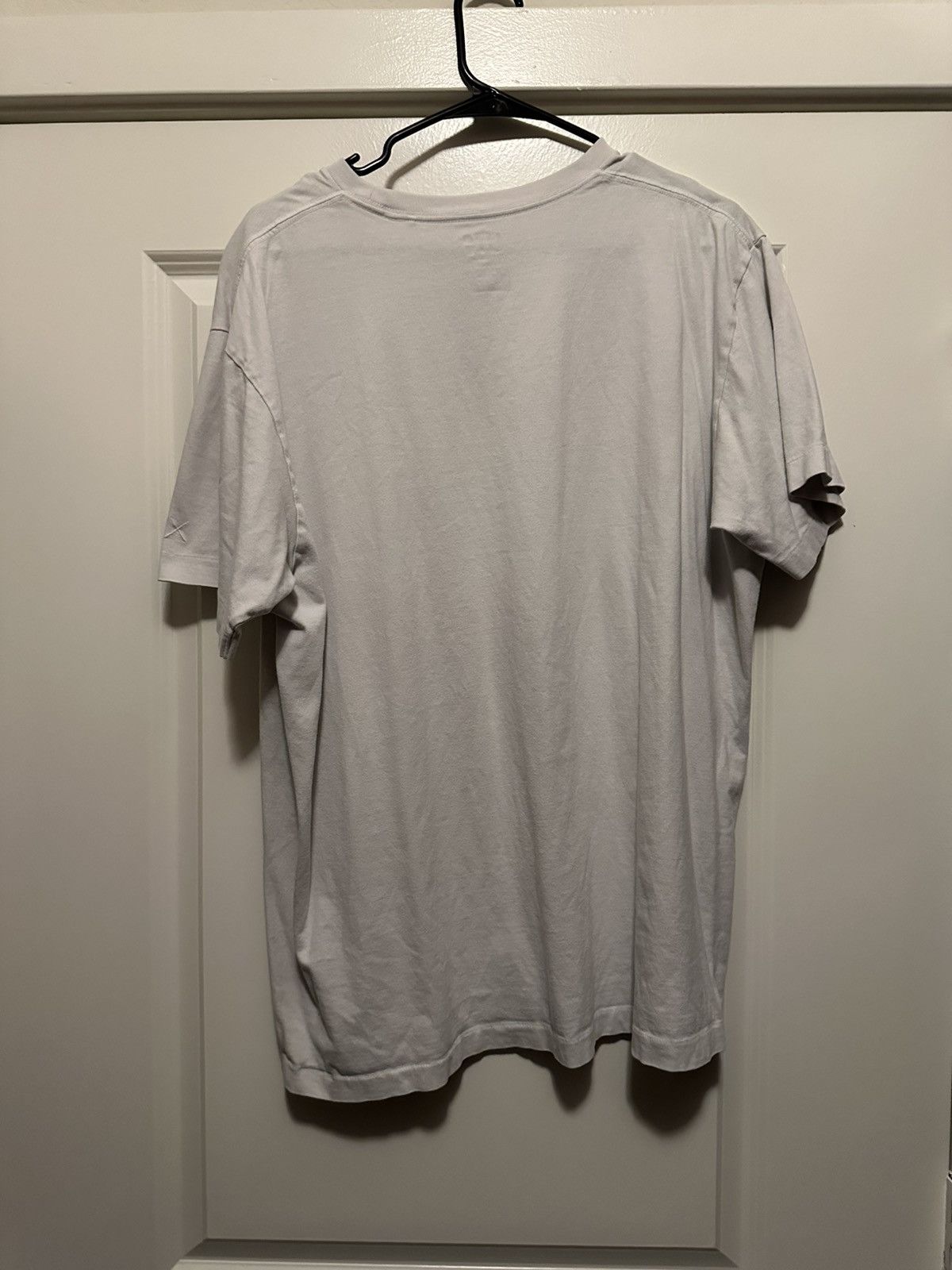 Kaws × Uniqlo KAWS SESAME STREET UNIQLO T shirt Size US XL / EU 56 / 4 - 3 Thumbnail
