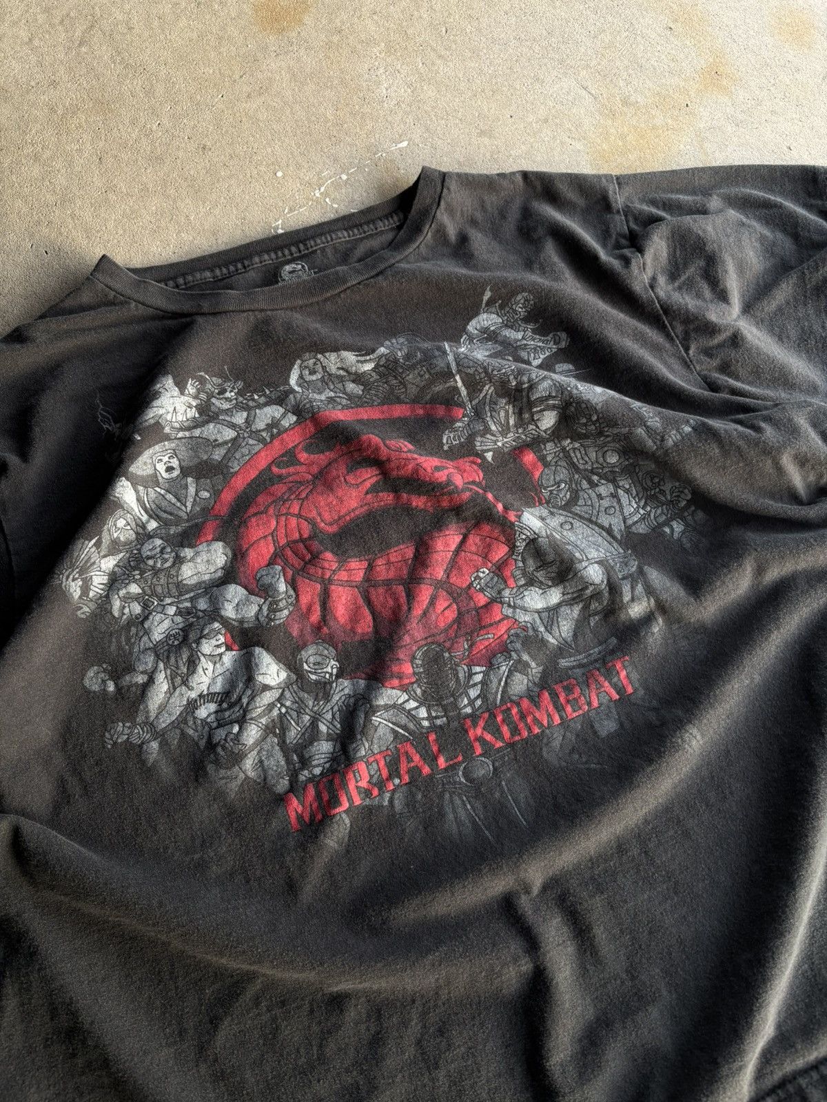 Other Crazy Faded Mortal Kombat Boxy Grunge Distressed Tee Size US M / EU 48-50 / 2 - 3 Thumbnail