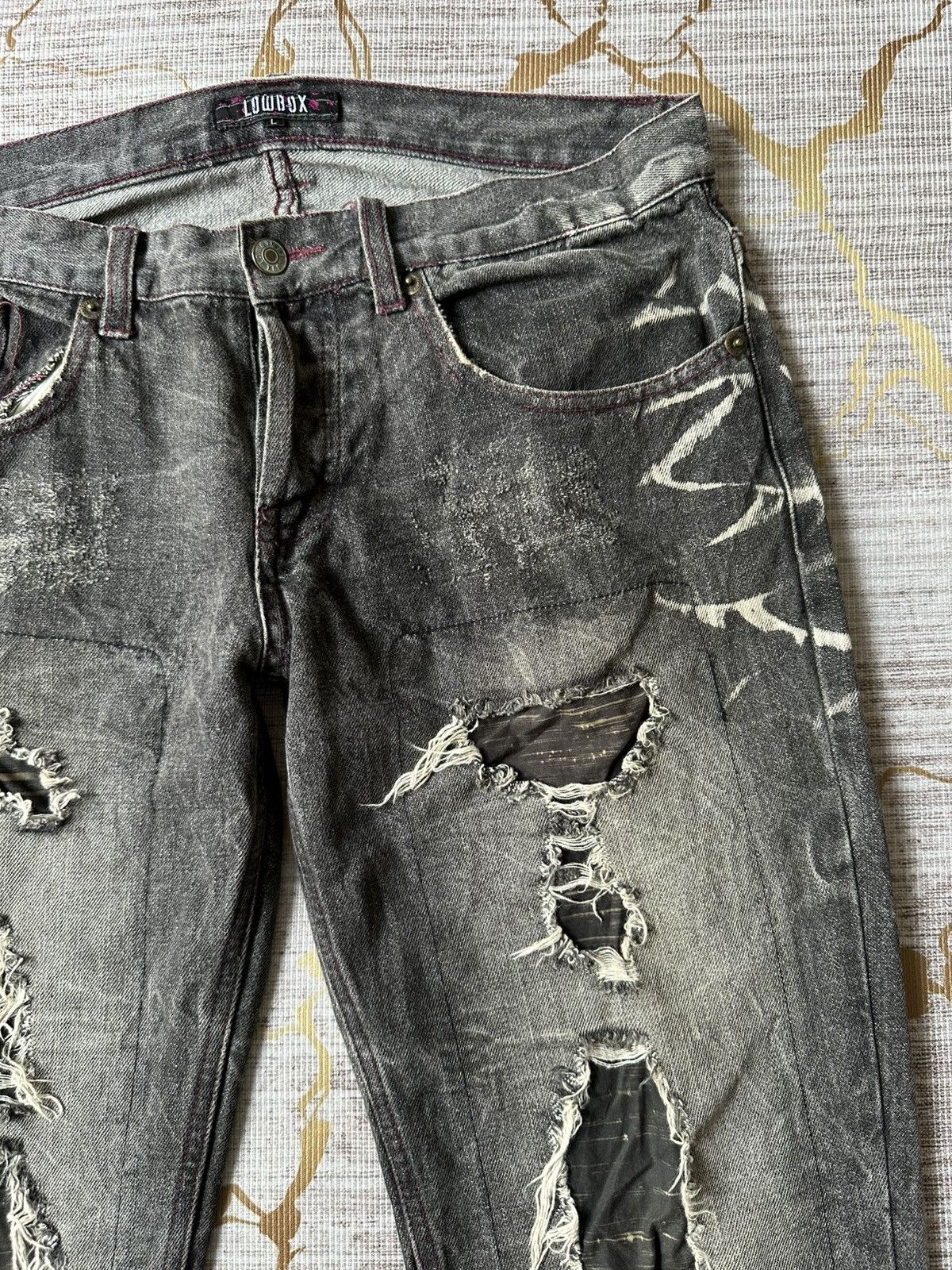 Tornado Mart LOWBOX Claw Marks Distressed Design Denim Size US 33 - 11 Thumbnail