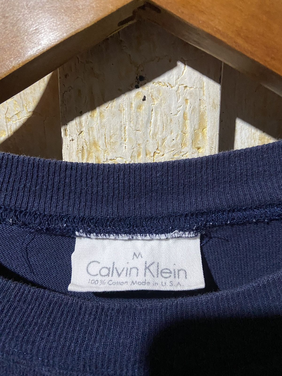 Calvin Klein × Vintage vintage Calvin Klein single stitch blue crop t shirt size M Size US M / EU 48-50 / 2 - 4 Thumbnail