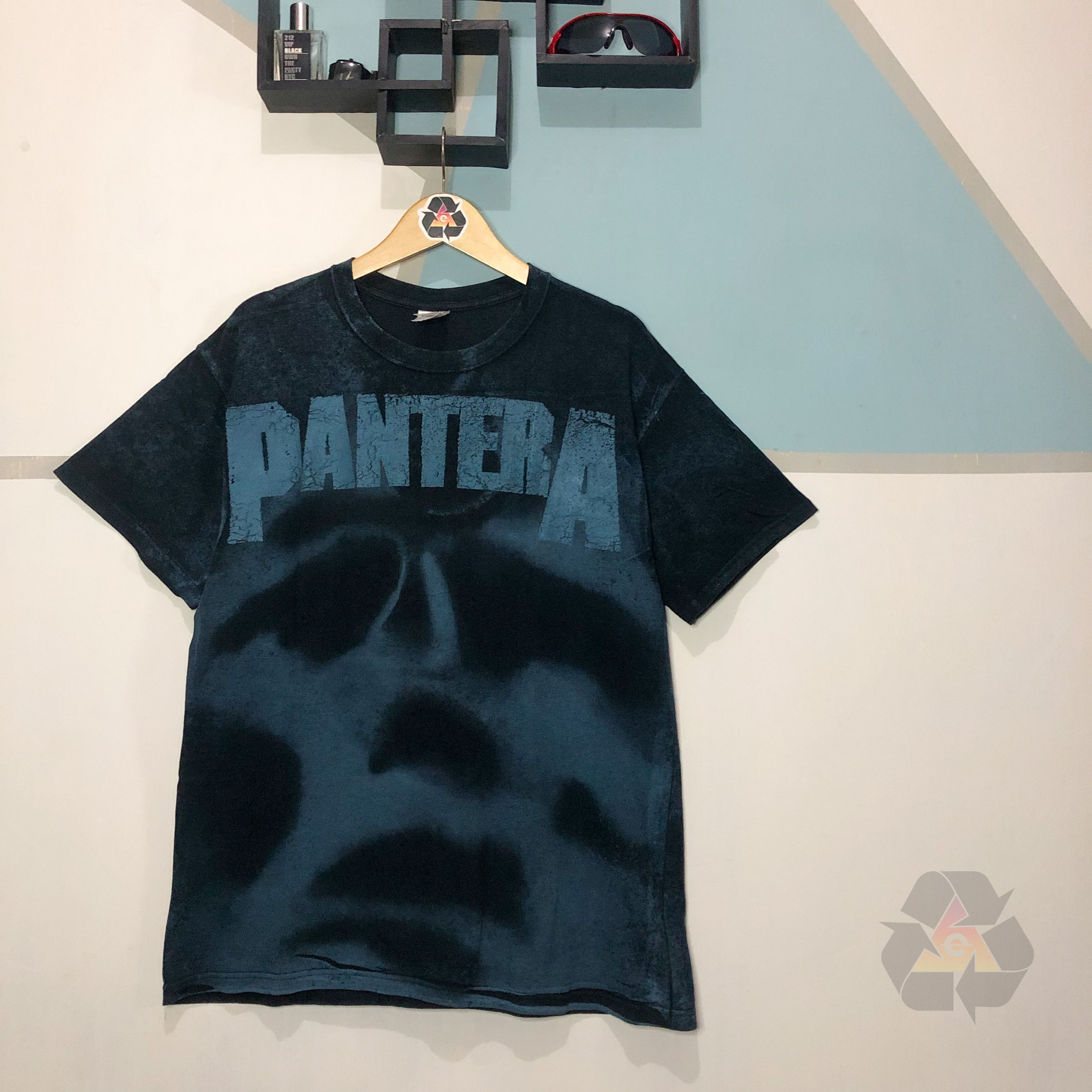 Band Tees Vintage AOP Pantera Album Far Beyond Driven 2012 T-Shirt Size US L / EU 52-54 / 3 - 1 Thumbnail